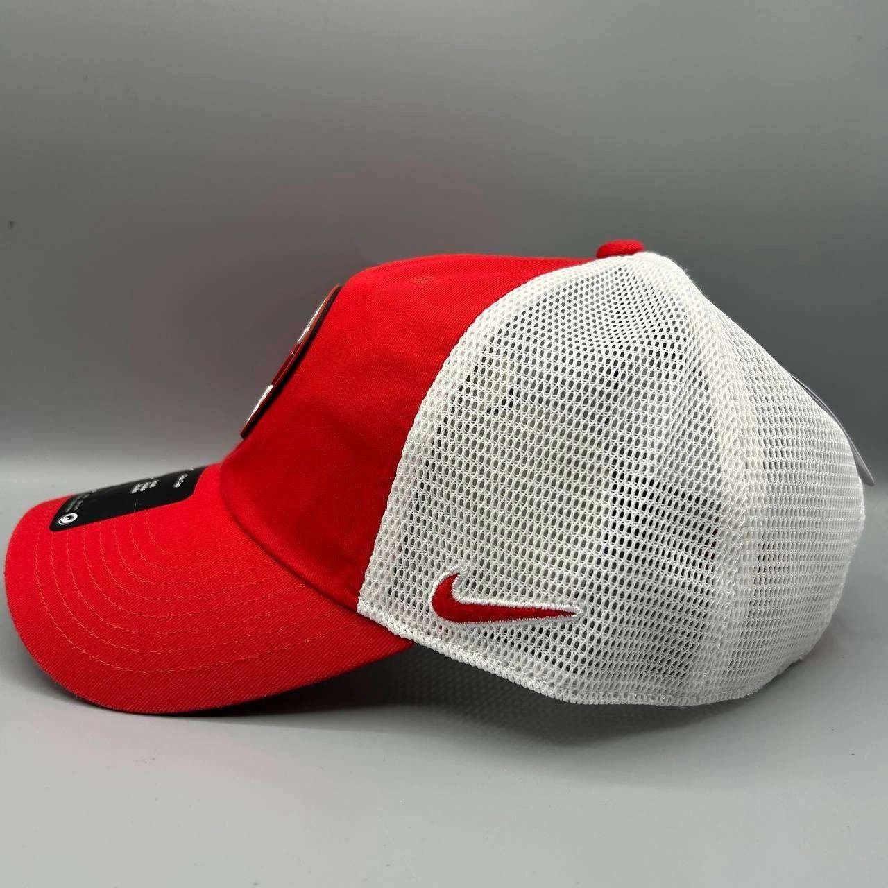 Nike Georgia Bulldogs x Nike Club Trucker Hat Men M-L Strap Back Size ONE SIZE - 7 Thumbnail