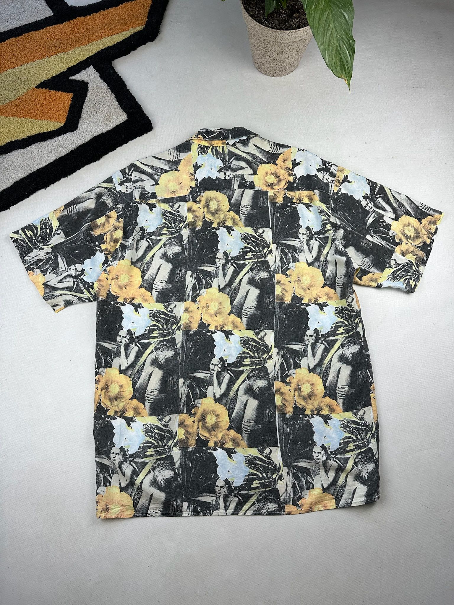 Other Made in Hawaii shirt art sexy girl Size US L / EU 52-54 / 3 - 3 Thumbnail
