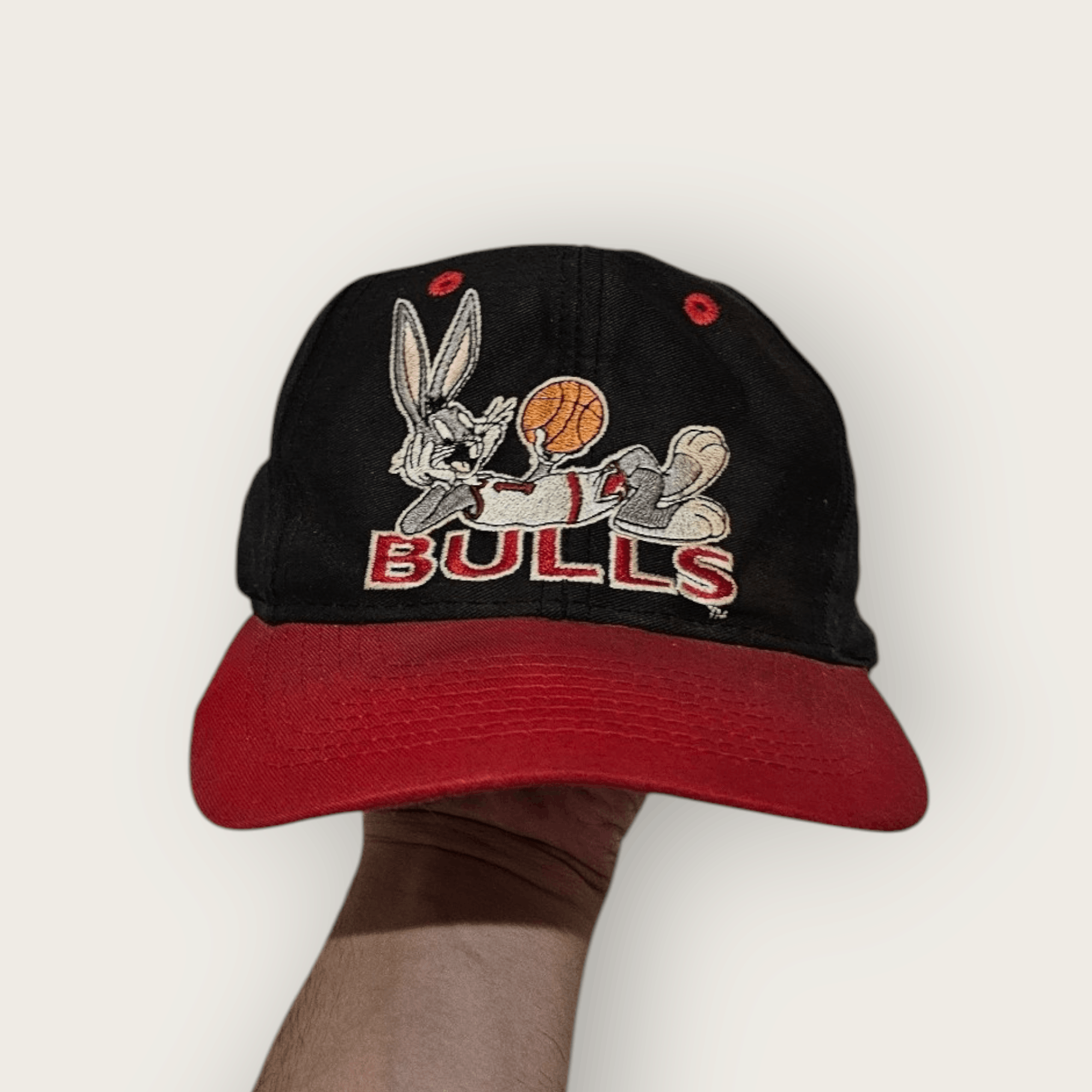 Logo 7 Bugs Bunny 90's Chicago Bulls Logo 7 Hat Size ONE SIZE - 1 Thumbnail