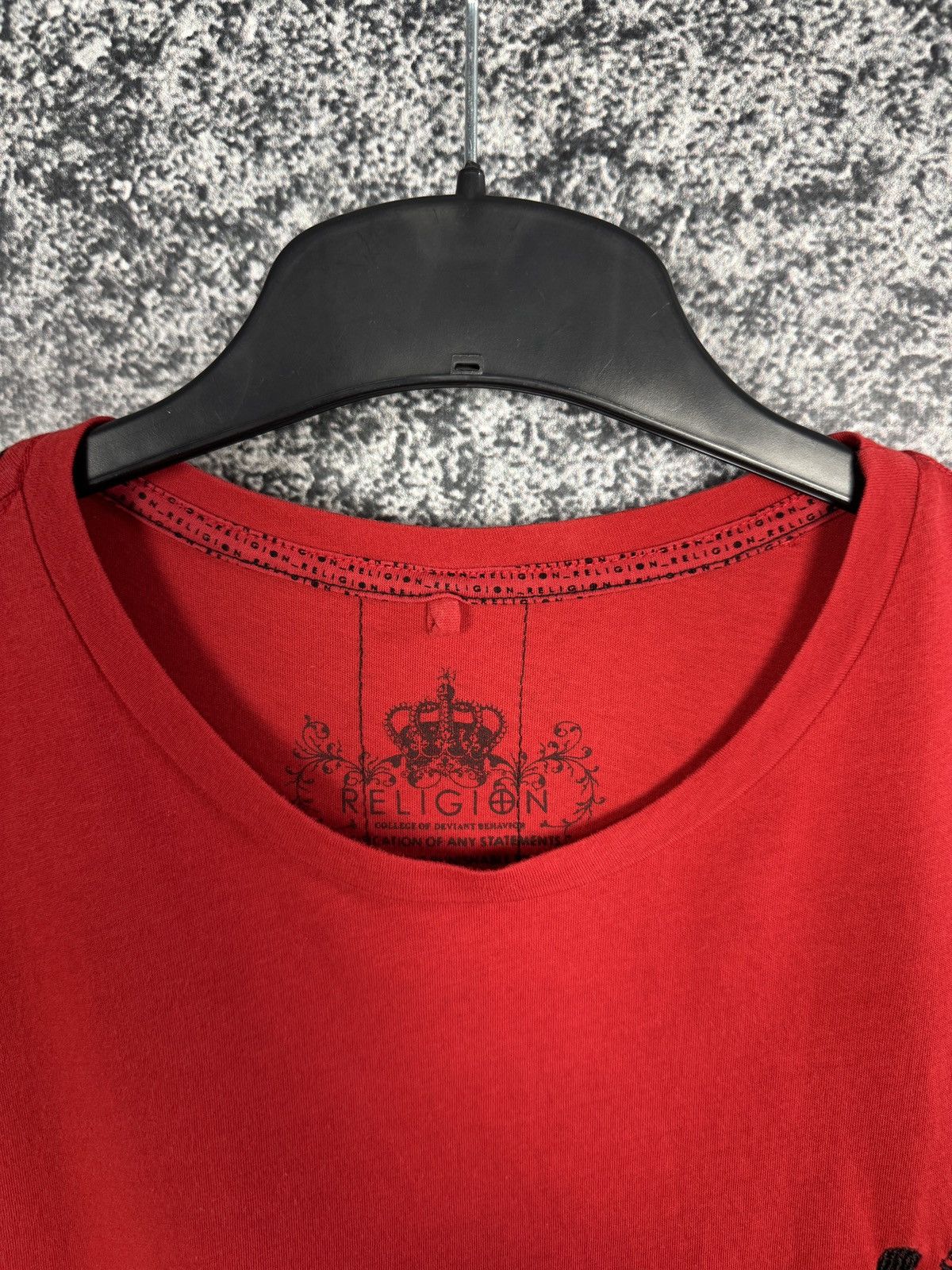 Japanese Brand Religion Red T-Shirt Playing Skeleton Graphic Tee Size L-XL Size US L / EU 52-54 / 3 - 7 Thumbnail