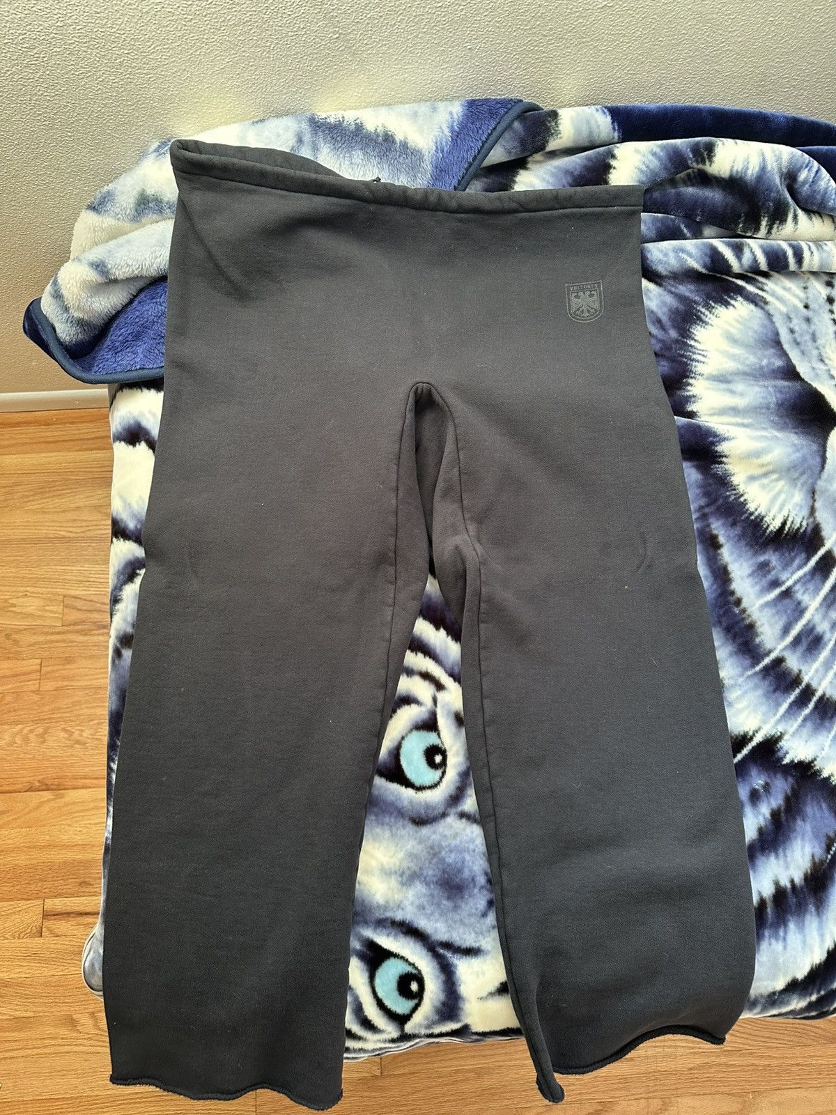Other Vultures sweatpants Size US 32 / EU 48 - 1 Thumbnail