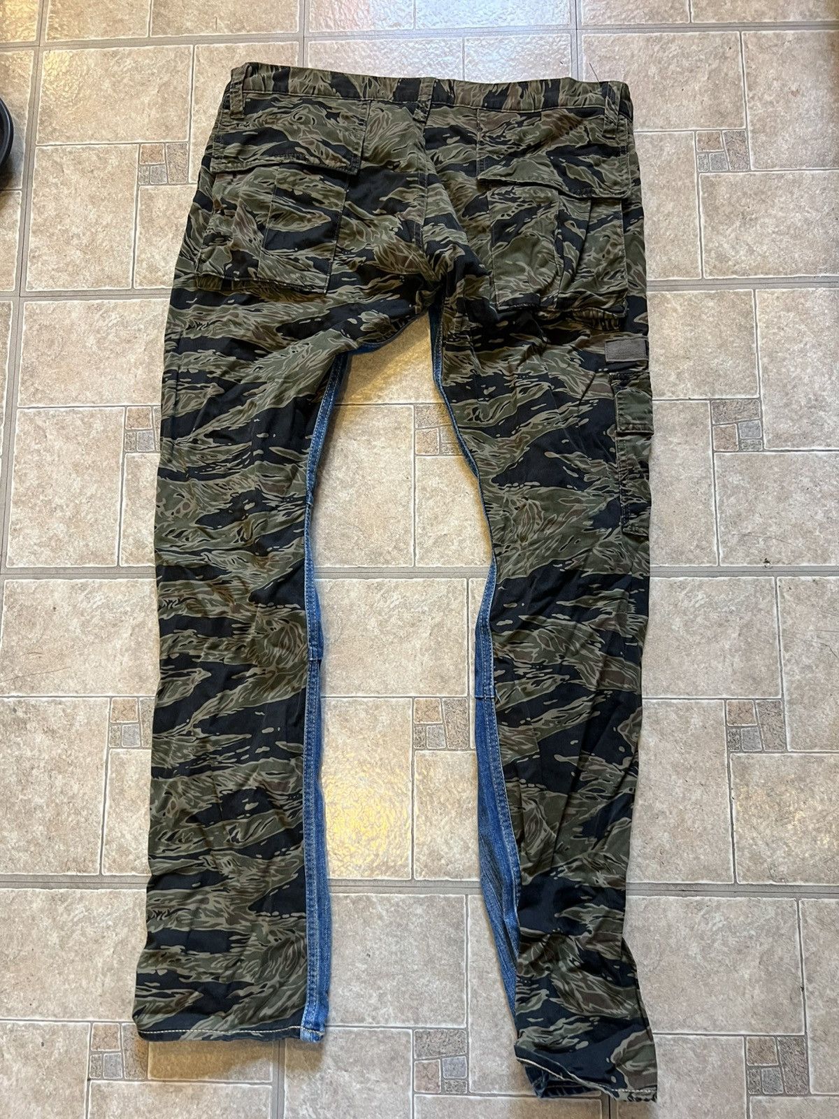 Hysteric Glamour HYSTERIC GLAMOUR JEANS WITH CAMO Size US 30 / EU 46 - 4 Thumbnail