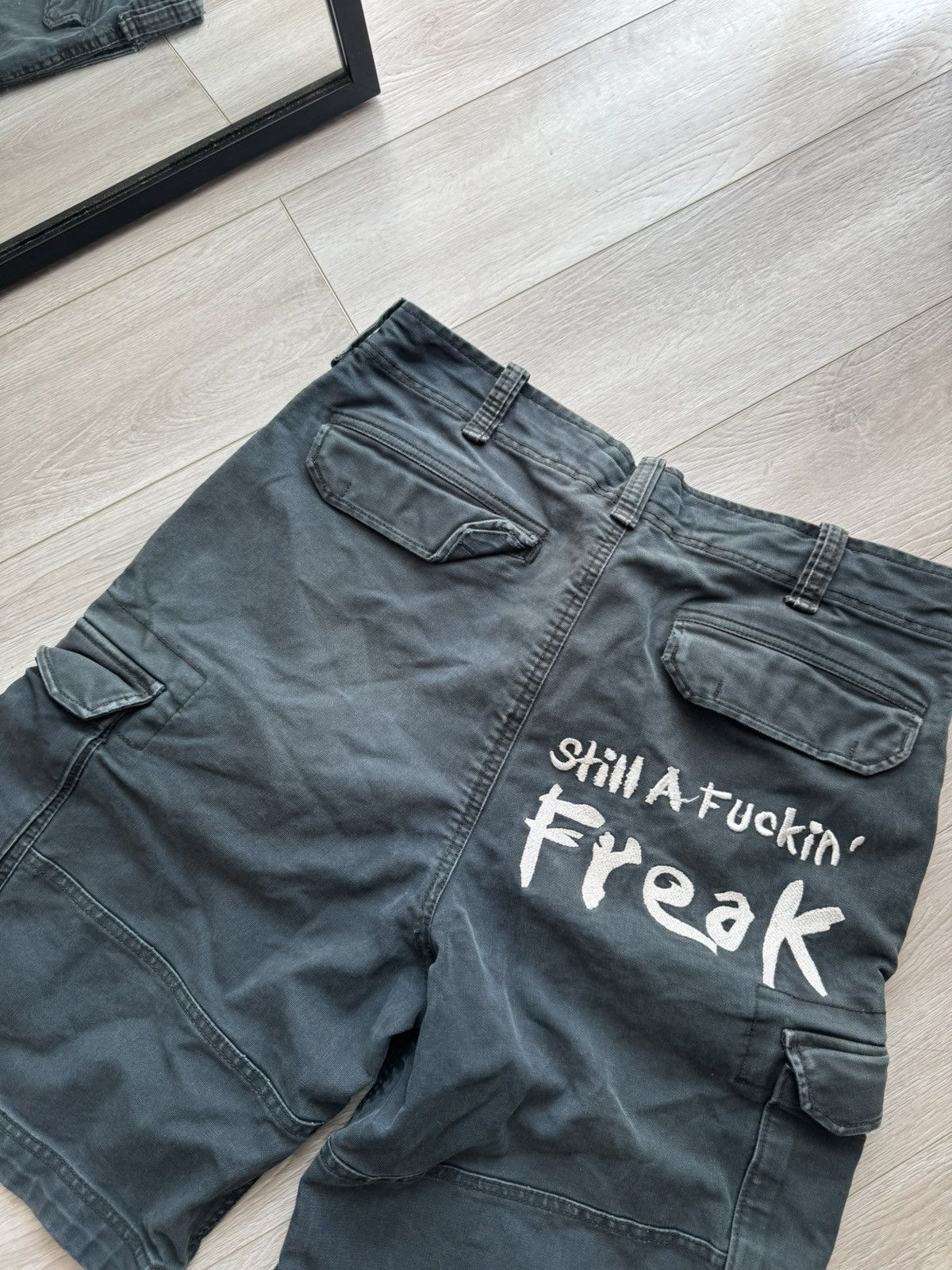 Band Tees Rare vintage washed faded Korn cargo baggy shorts y2k work Size US 32 / EU 48 - 6 Thumbnail