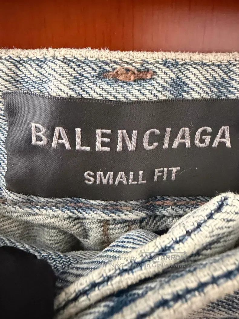 Balenciaga Balenciaga size M Distressed Hem Destroyed Denim Pants Size US 27 - 4 Thumbnail
