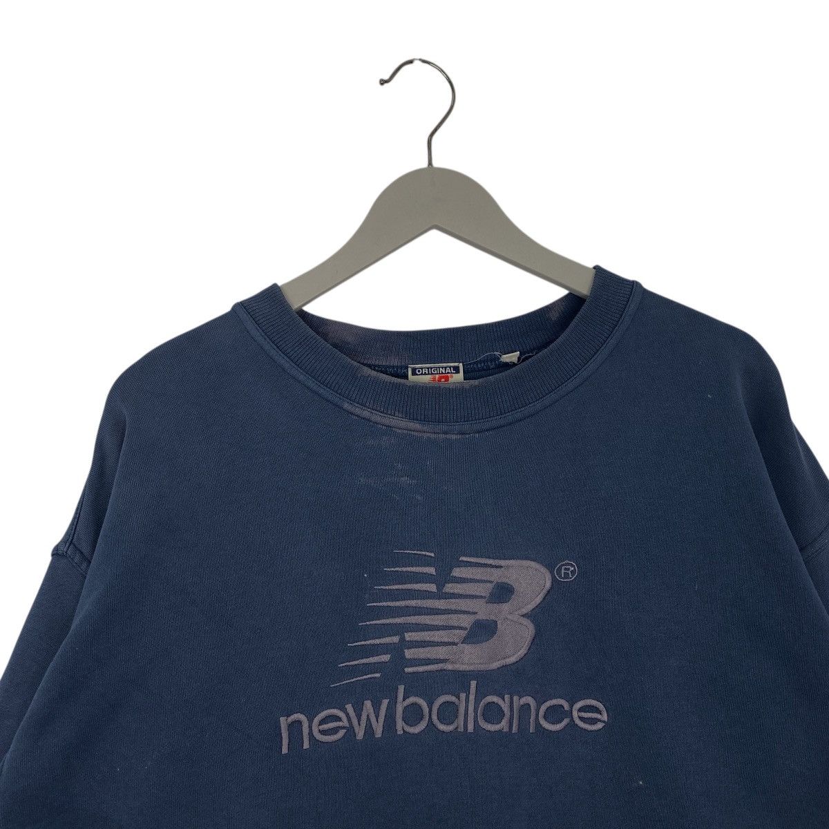Vintage Vintage New Balance Print Crewneck Sweatshirt Blue Size L Size US L / EU 52-54 / 3 - 4 Thumbnail
