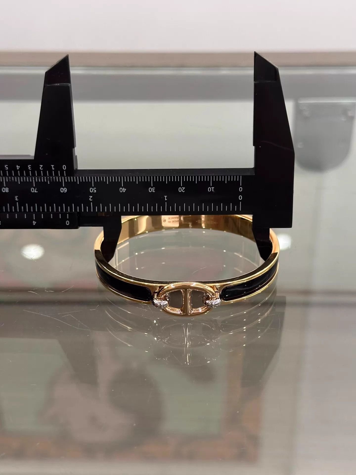 Hermes Hermes CdA Mini Clic Black Enamel Gold Bracelet GM New Size ONE SIZE - 7 Thumbnail
