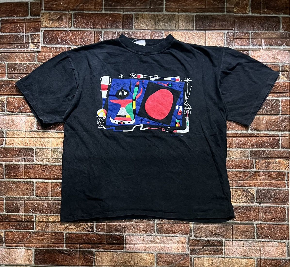Vintage Vintage 1993 Art Succ Joan Miro Tshirt Size US XL / EU 56 / 4 - 1 Thumbnail