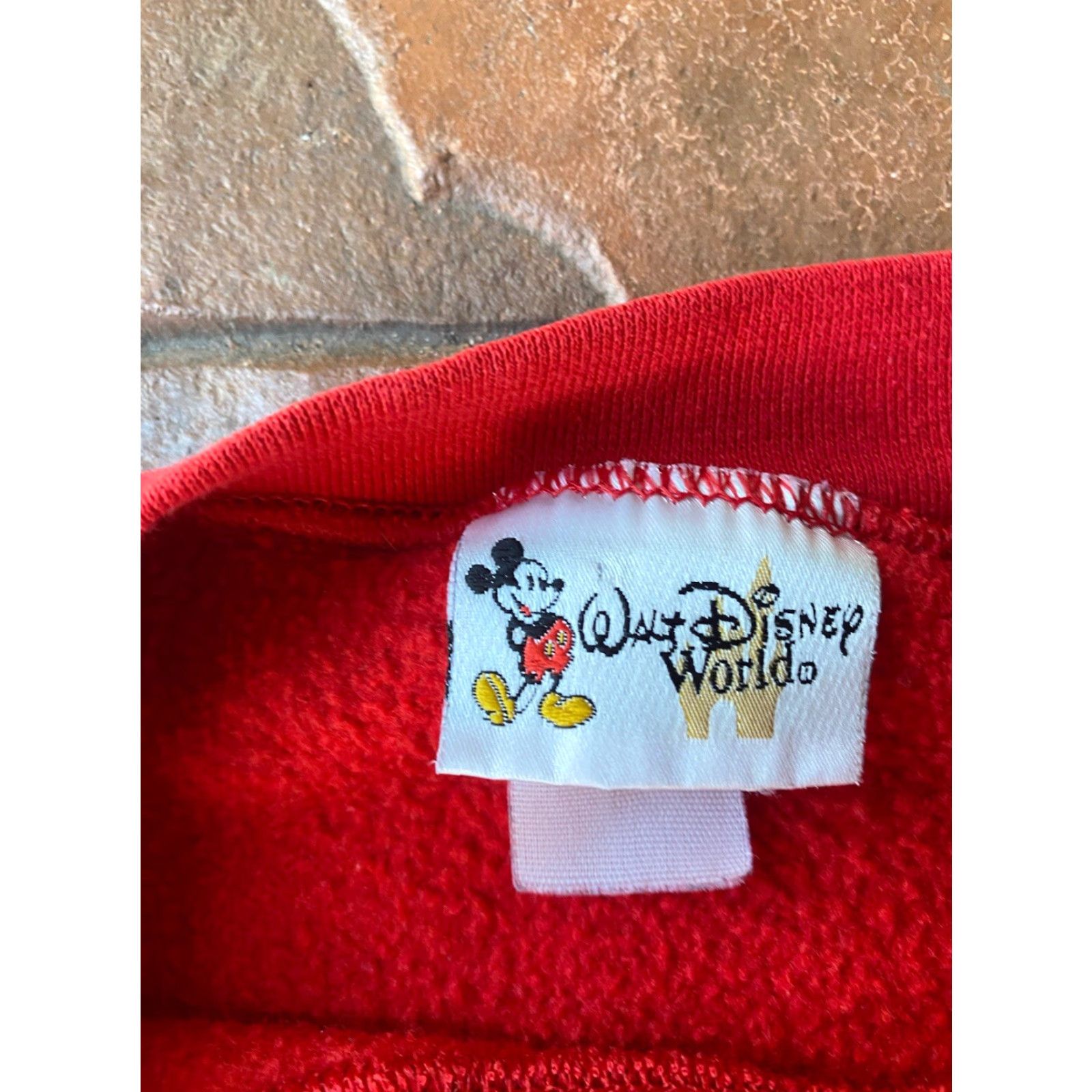 Disney VINTAGE Walt Disney World Mickey Mouse Embroidered Sweatshirt Red 2XL Crew Neck Pullover Unisex Adults Graphic Print 90s Theme Size US XXL / EU 58 / 5 - 2 Thumbnail