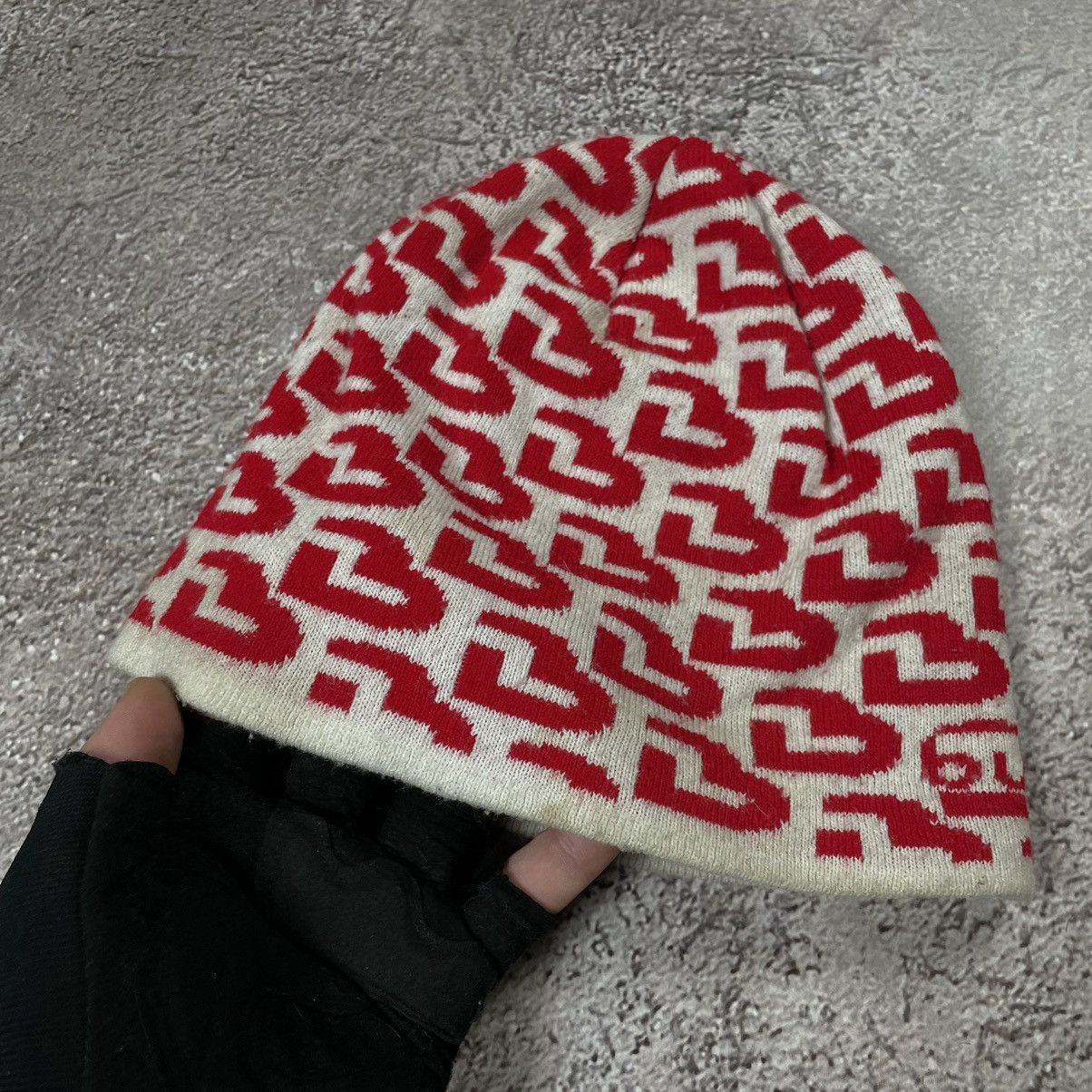 Vintage Vintage 90s Love Hearts Beanie Skate Streetwear Red Slim OS Size ONE SIZE - 3 Thumbnail