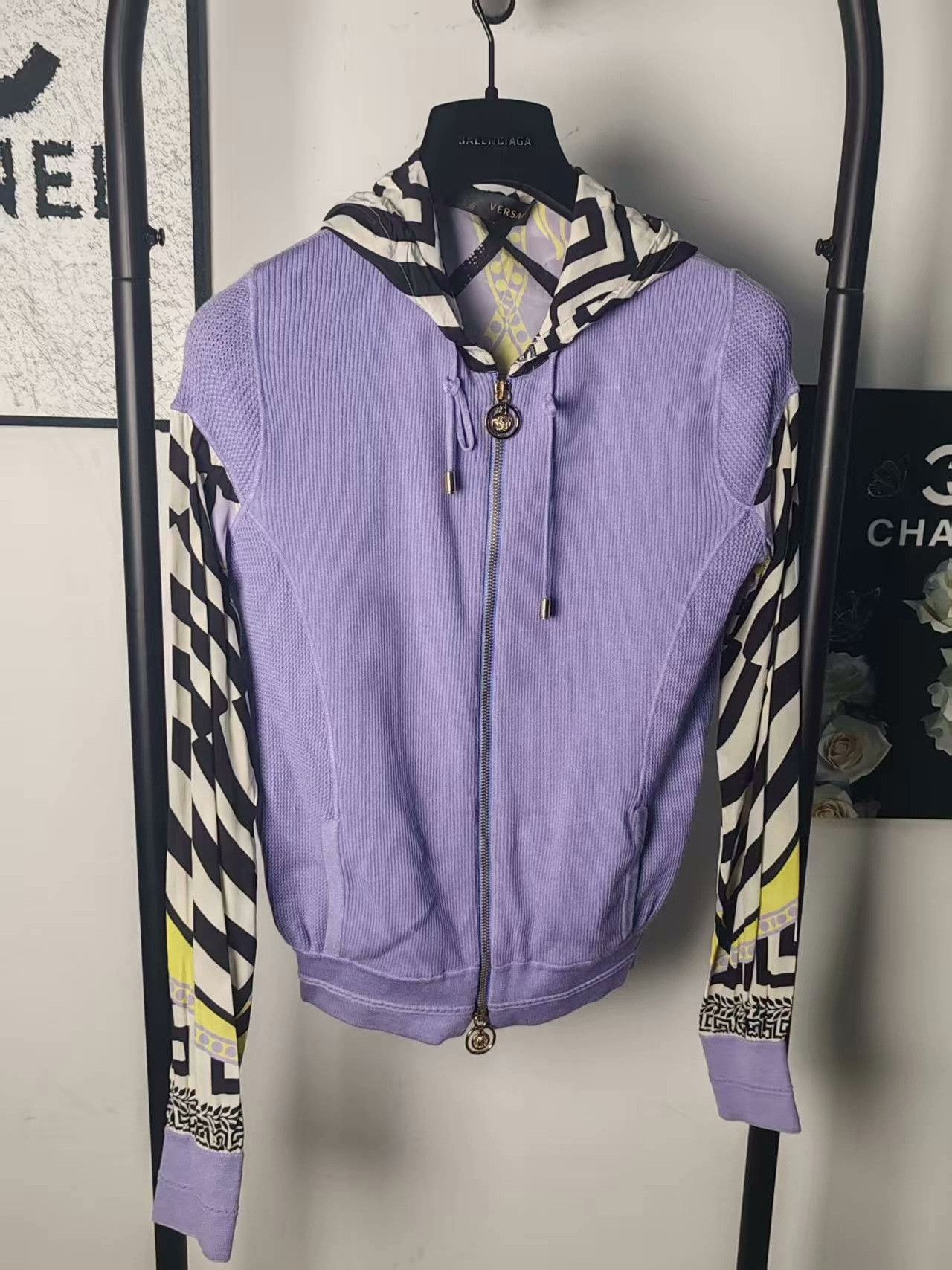 Versace Versace White Jacket M Women Size M / US 6-8 / IT 42-44 - 1 Thumbnail