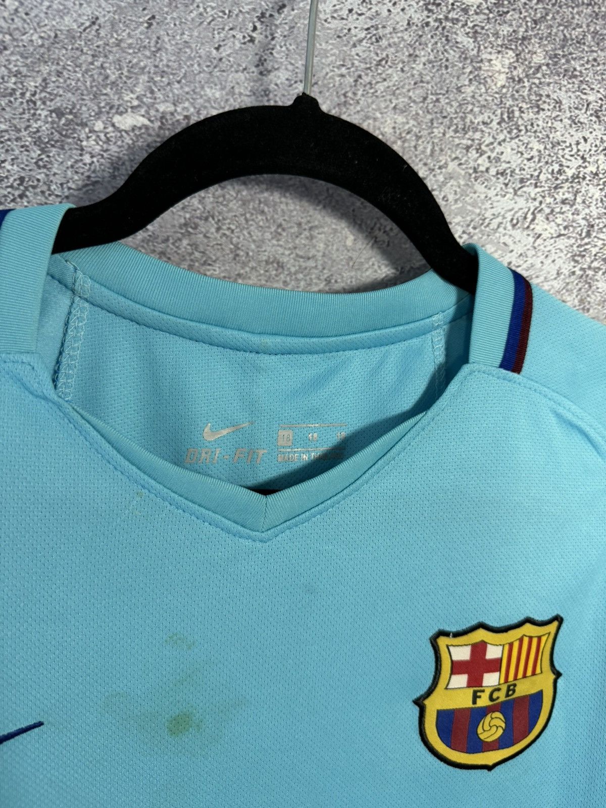 Nike × Vintage MESSI Vintage Barcelona 2017/18 Nike Soccer Jersey y2k Size US S / EU 44-46 / 1 - 11 Thumbnail