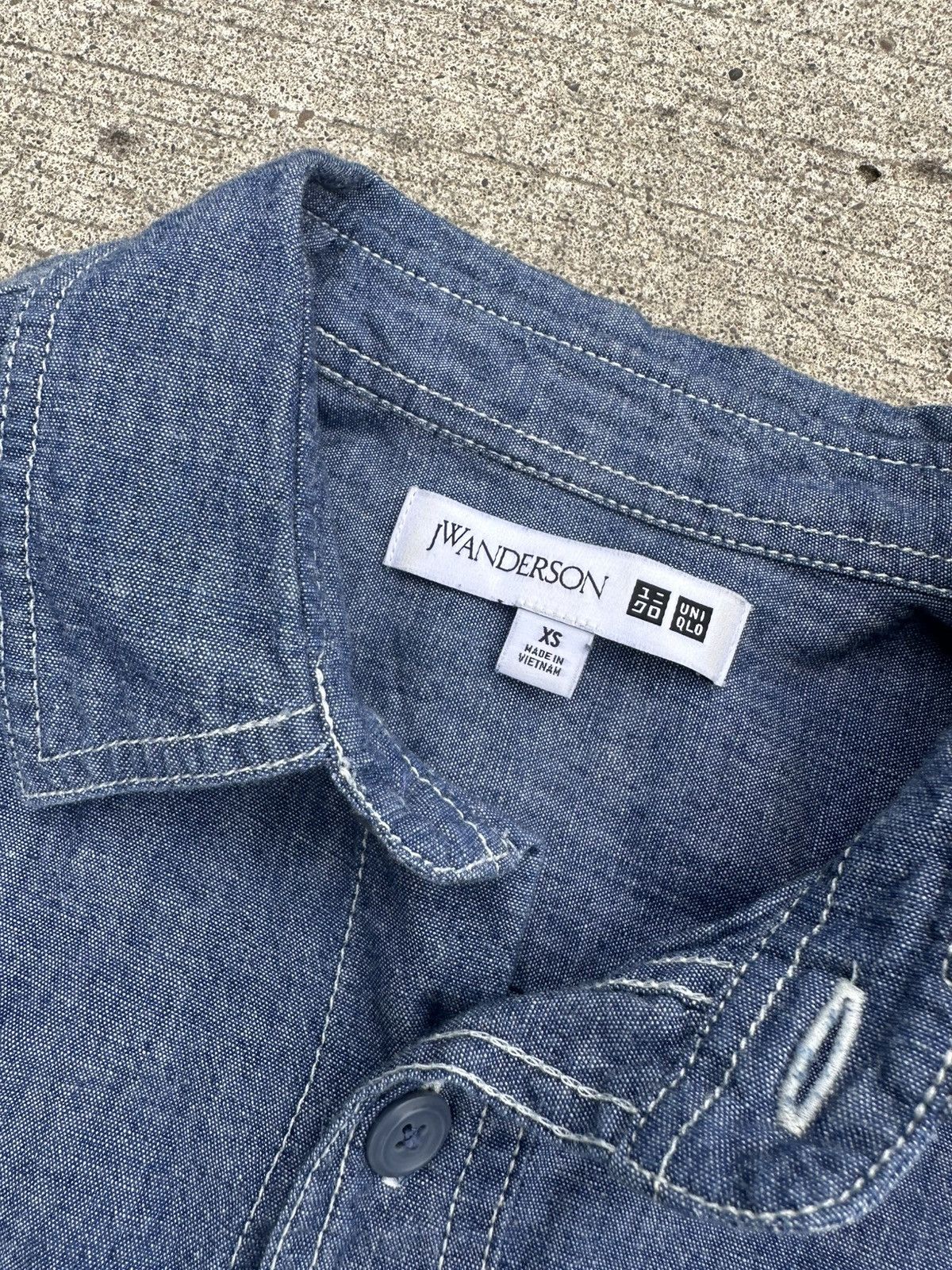 JW Anderson × Uniqlo Uniqlo JW Anderson Chambray Shirt Size US XS / EU 42 / 0 - 3 Thumbnail