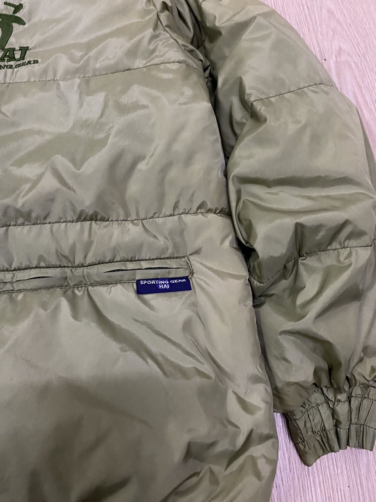 Hai Sporting Gear Vintage Hai Sporting Gear puffer jacket Size US L / EU 52-54 / 3 - 6 Thumbnail