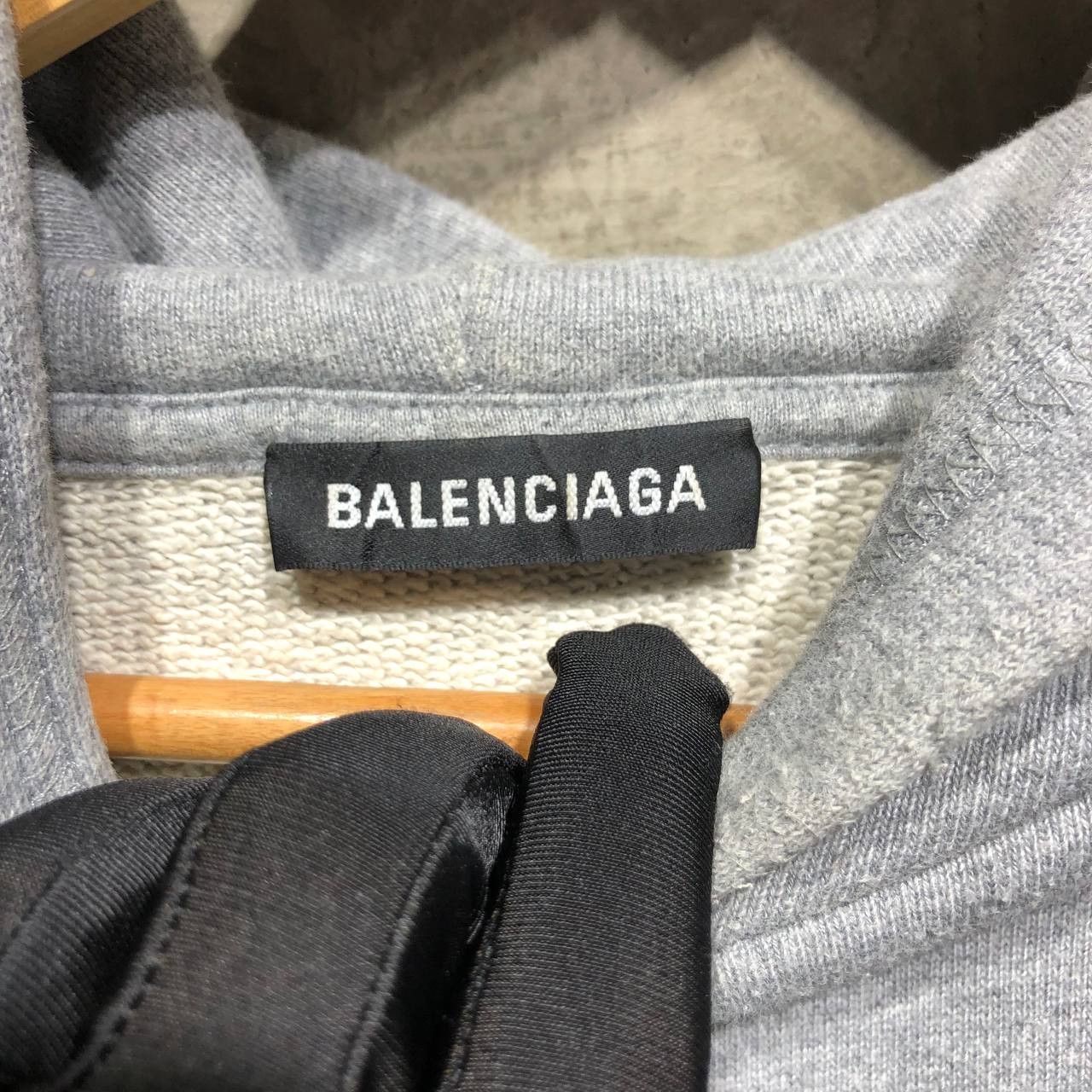 Balenciaga Balenciaga BB logo interlocking pull over hoodie Size US XXL / EU 58 / 5 - 6 Thumbnail