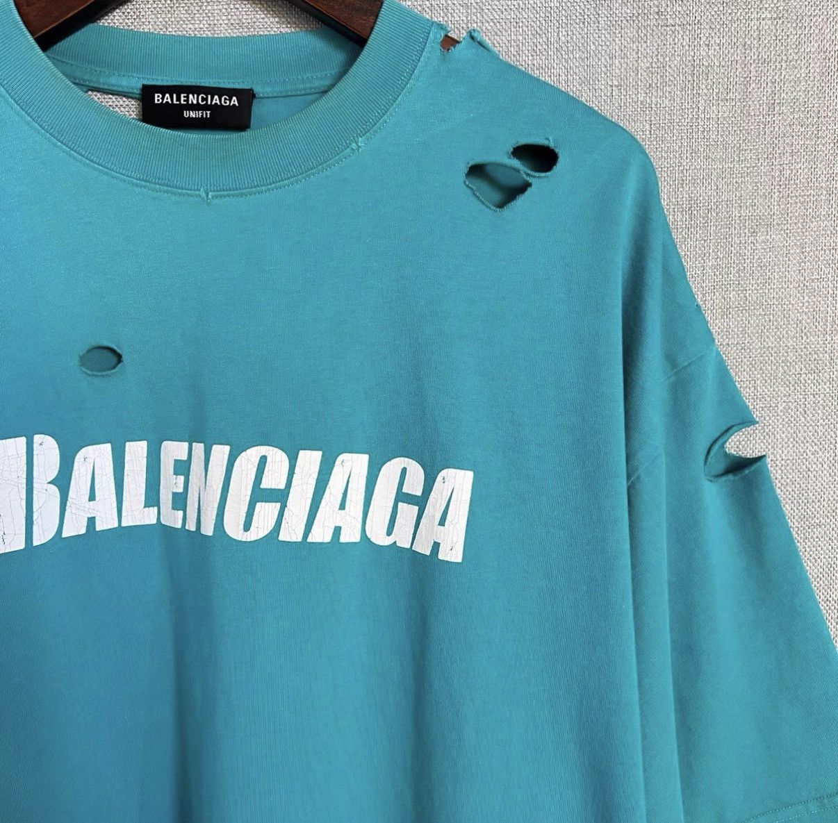 Balenciaga Balenciaga Turquoise / Lake Green Distressed Logo Short Size US M / EU 48-50 / 2 - 3 Thumbnail