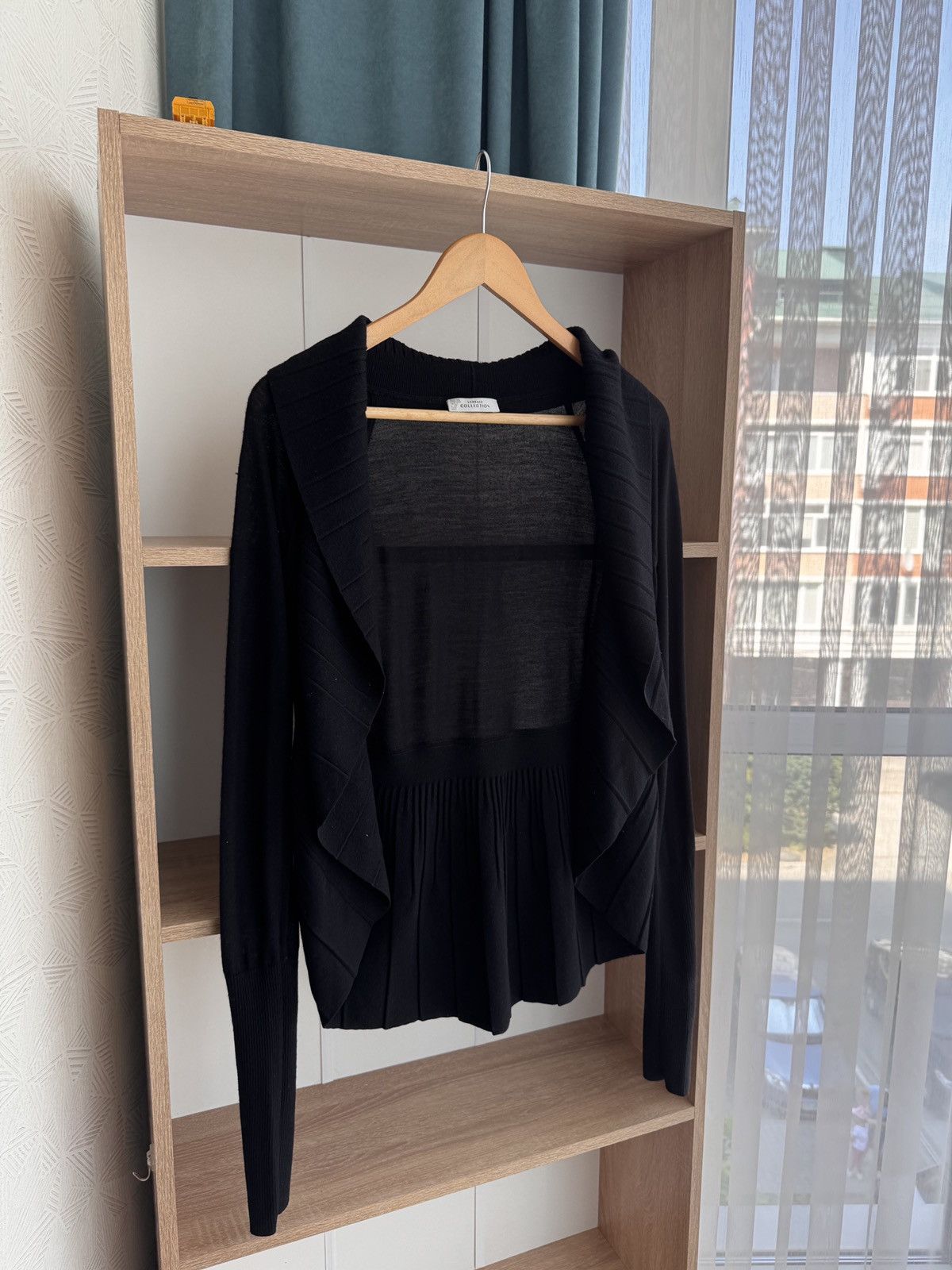 Vintage Vintage Gianni Versace Collection Black Ruffle Open Cardigan Size S / US 4 / IT 40 - 6 Thumbnail