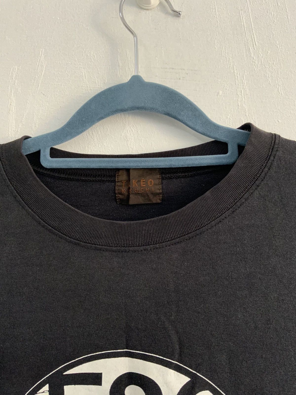 Japanese Brand Vintage Takeo Kikuchi Fade Escalator DVD Tee Size US M / EU 48-50 / 2 - 7 Thumbnail