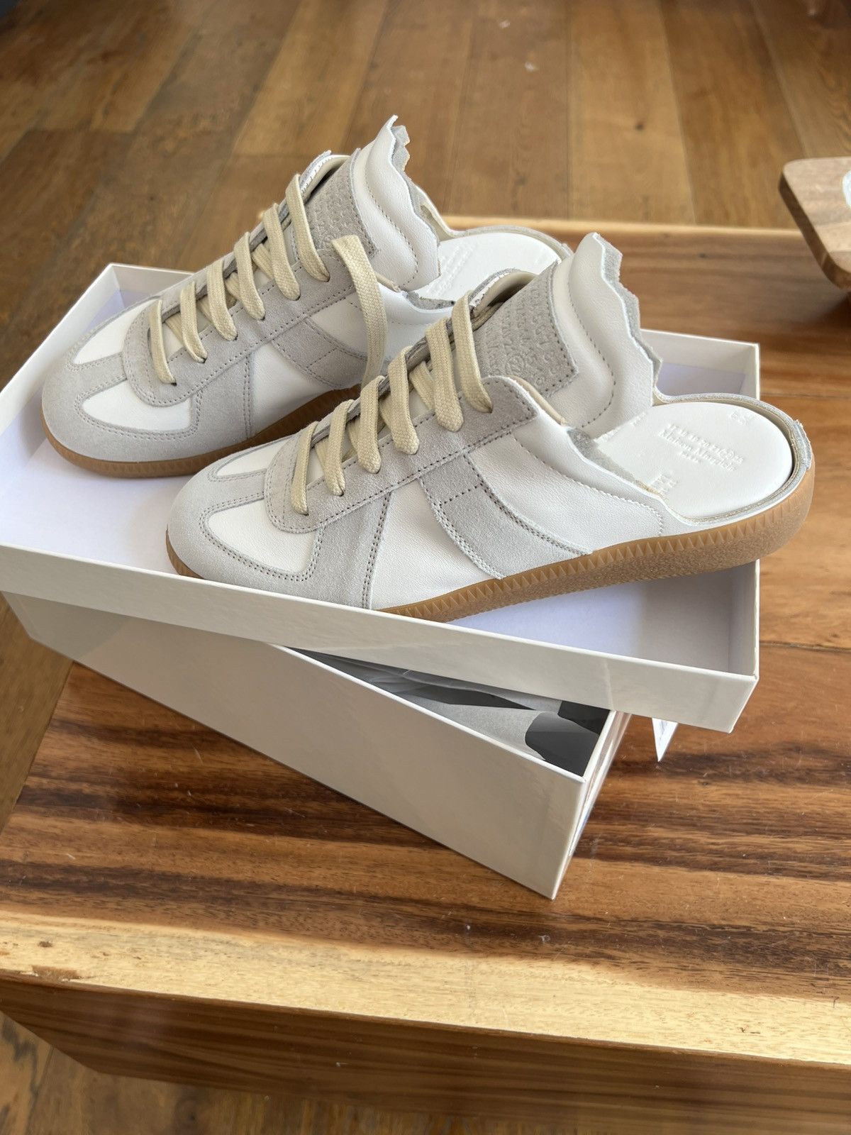 Maison Margiela Maison Margiela Replica leather sneakers 36/5 White Grey Size US 6.5 / IT 36.5 - 6 Thumbnail