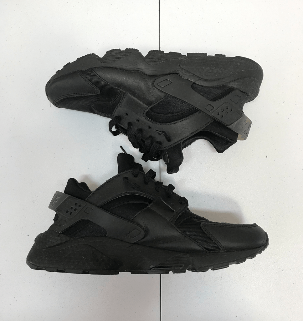 Nike NIKE HURACHE TRIPLE BLACK Size US 11 / EU 44 - 4 Thumbnail
