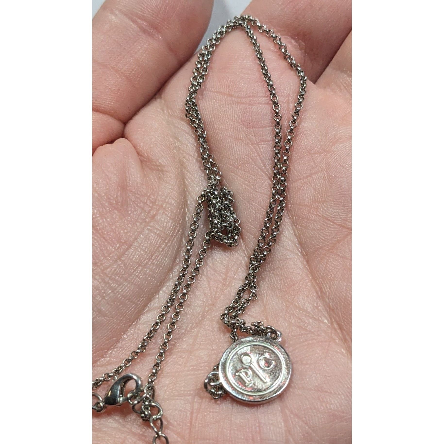 Other Pampered Chef Silver Tone Pendant Necklace Size ONE SIZE - 5 Thumbnail