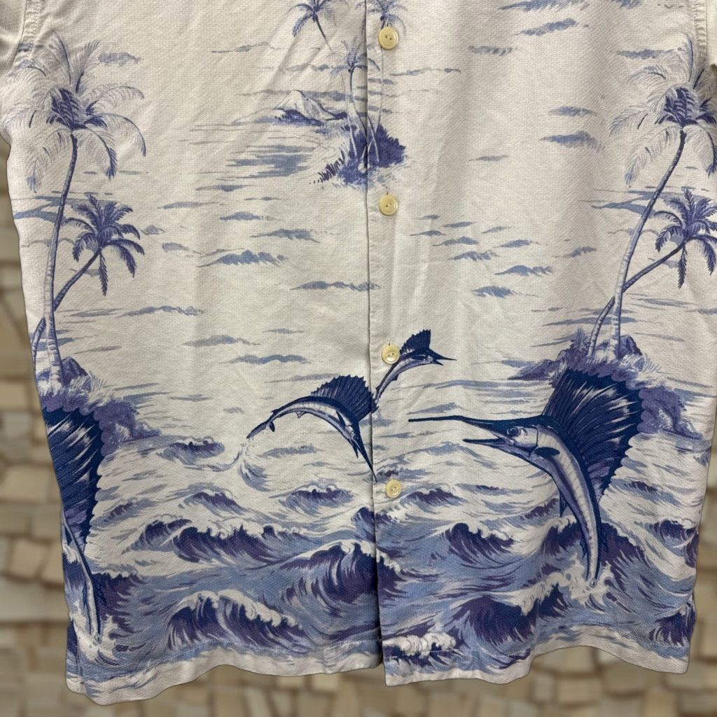 Tommy Bahama Tommy Bahama Shirt Mens Large Beige Blue Silk Camp Hawaiian Marlin Fish Waves Size US L / EU 52-54 / 3 - 1 Thumbnail