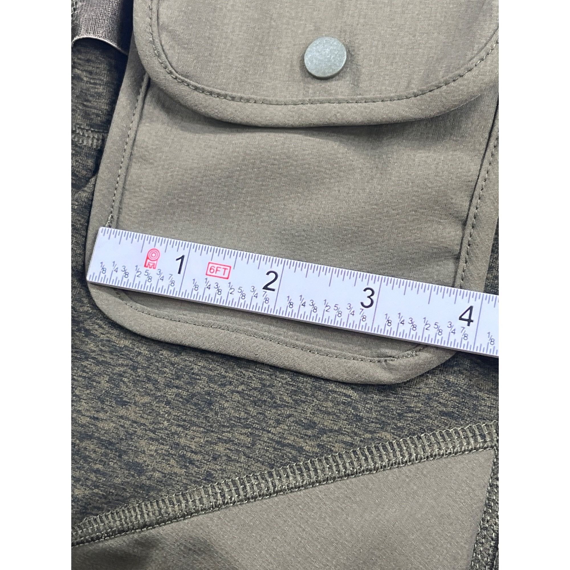 Old Navy Old navy SKU 7681 Ladies Olive Green Athletic Leggings With Size 33" - 10 Thumbnail