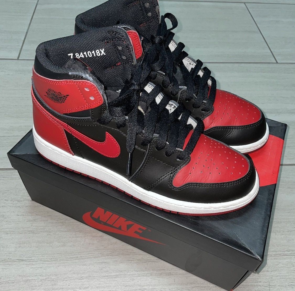 Jordan Brand Jordan 1 Bred 2016 Size 7Y Size US 7 / EU 40 - 5 Thumbnail