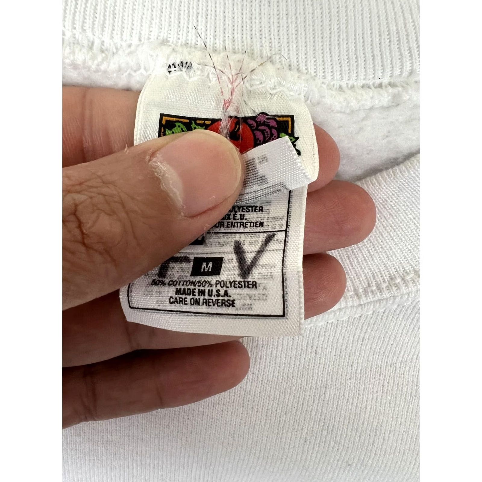 Fruit Of The Loom VINTAGE Fruit of the Loom Road Kill Cafe Sweatshirt Mens M White Graphic 90s Made in USA Size US M / EU 48-50 / 2 - 6 Thumbnail