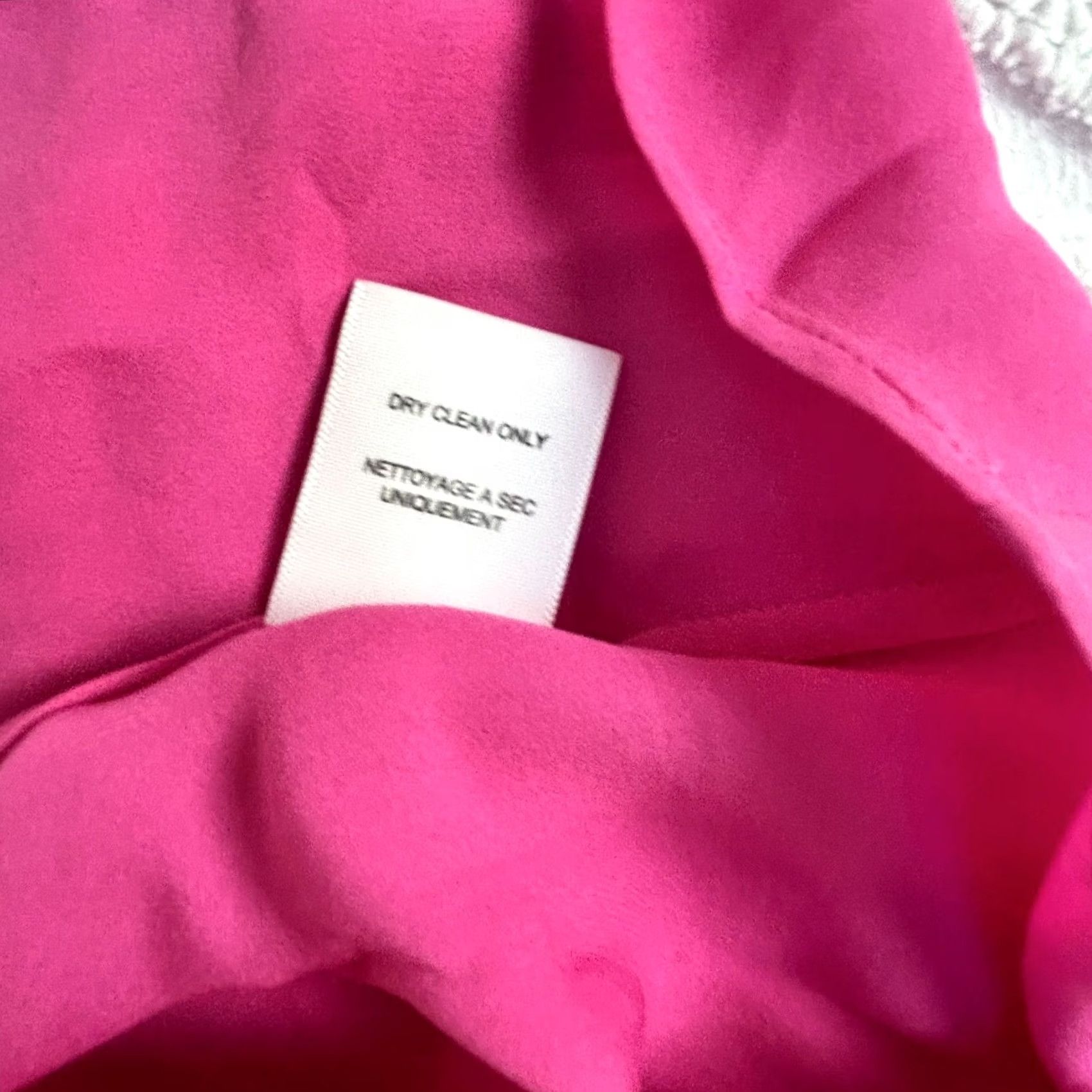Joie JOIE Womens Pink Round Neck 100% Silk Short Sleeve Blouse Medium Casual Blouse Women Pink Round Neck Silk Top Blouse Size M / US 6-8 / IT 42-44 - 5 Thumbnail