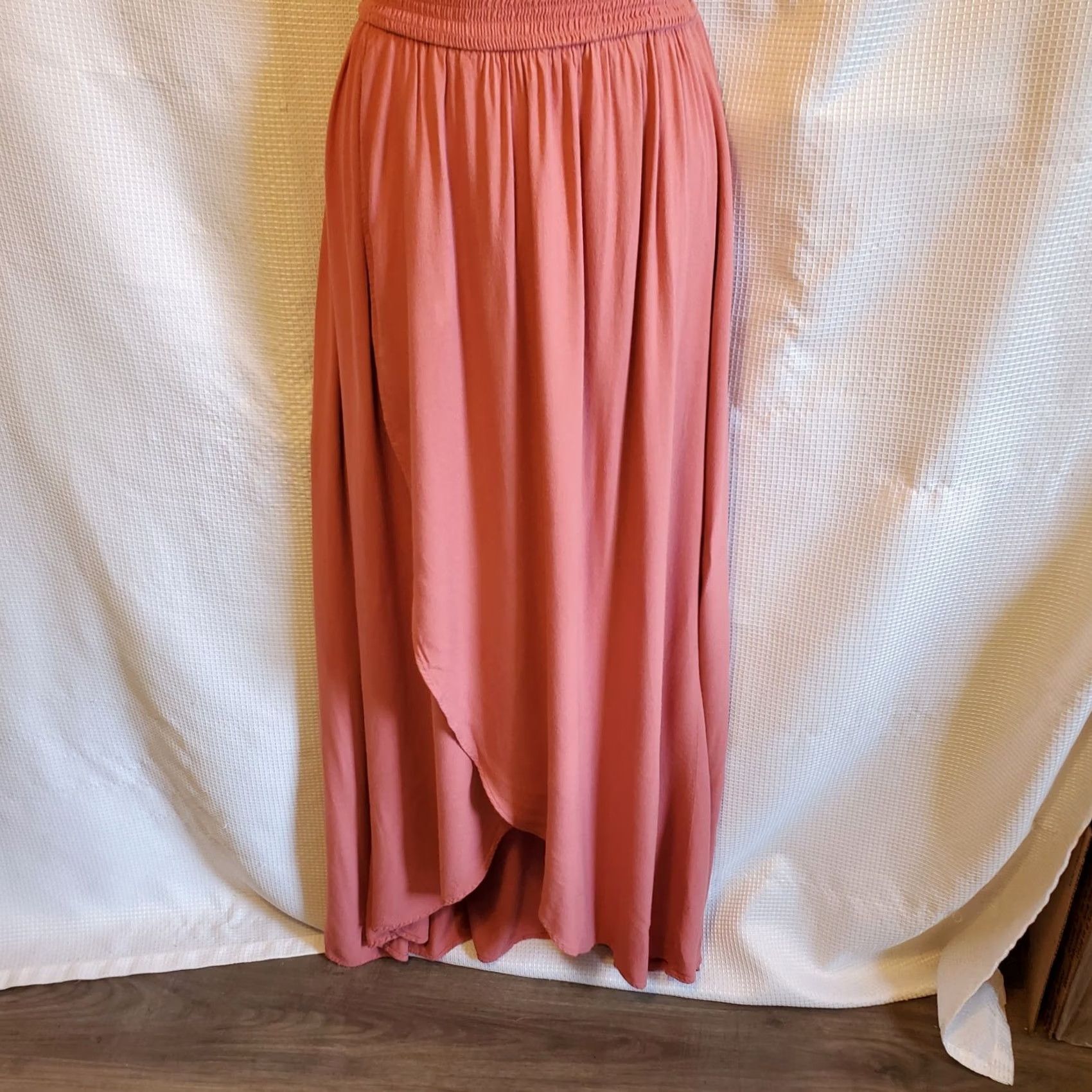 Young Fabulous & Broke Young Fabulous & Broke Off Shoulder Maxi Dress XS Terracotta Pink Boho Faux Wrap Off Shoulder Maxi Dress Womens XS Pink Bohemian 90s? Size XS / US 0-2 / IT 36-38 - 5 Thumbnail
