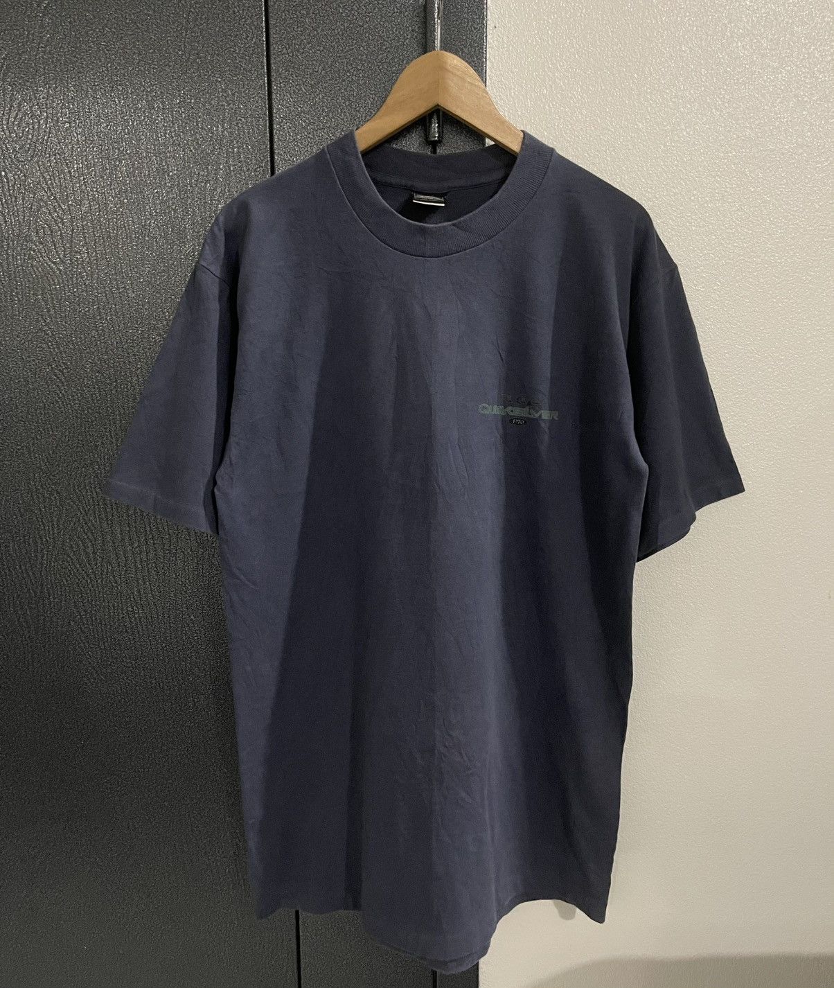 Quiksilver Vintage Quiksilver Tshirt Size US M / EU 48-50 / 2 - 2 Thumbnail