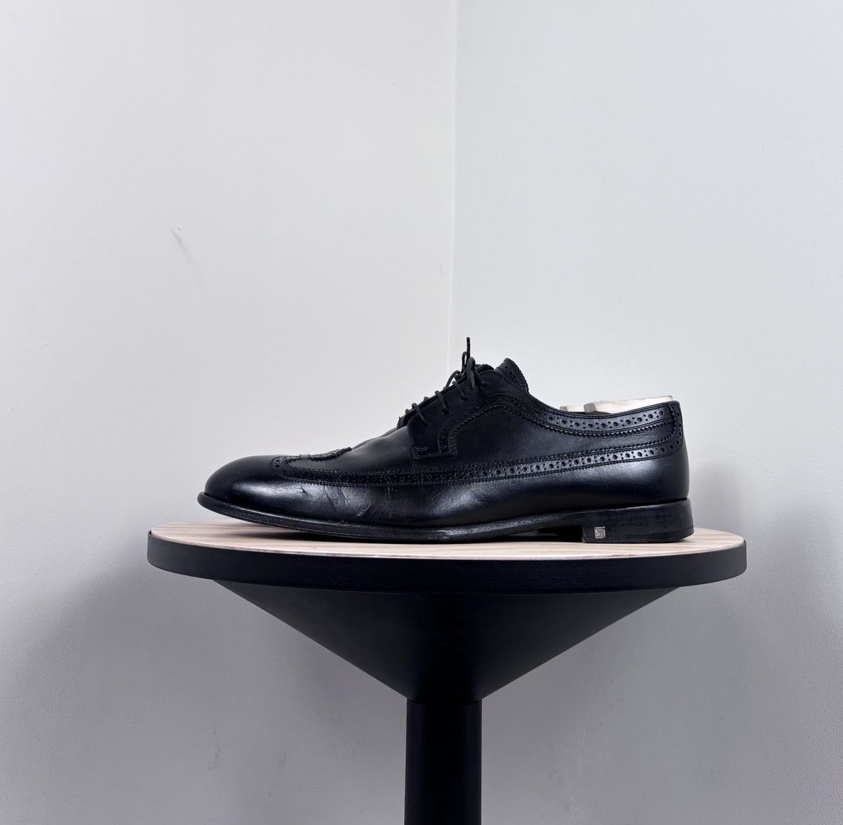 Louis Vuitton Louis Vuitton Men’s Black Leather Wingtip Derby Brogue Shoes Size US 10 / EU 43 - 8 Thumbnail