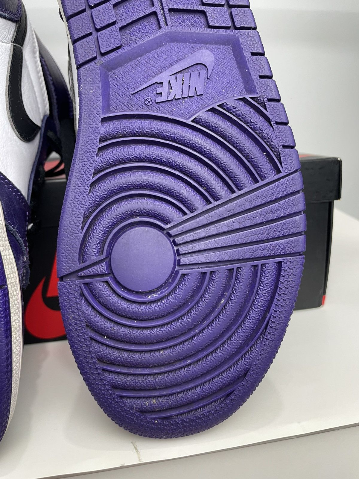 Nike Jordan 1 Court Purple 2.0 Size 8.5 Beat Nike OG Box/Laces Size US 8.5 / EU 41-42 - 18 Thumbnail