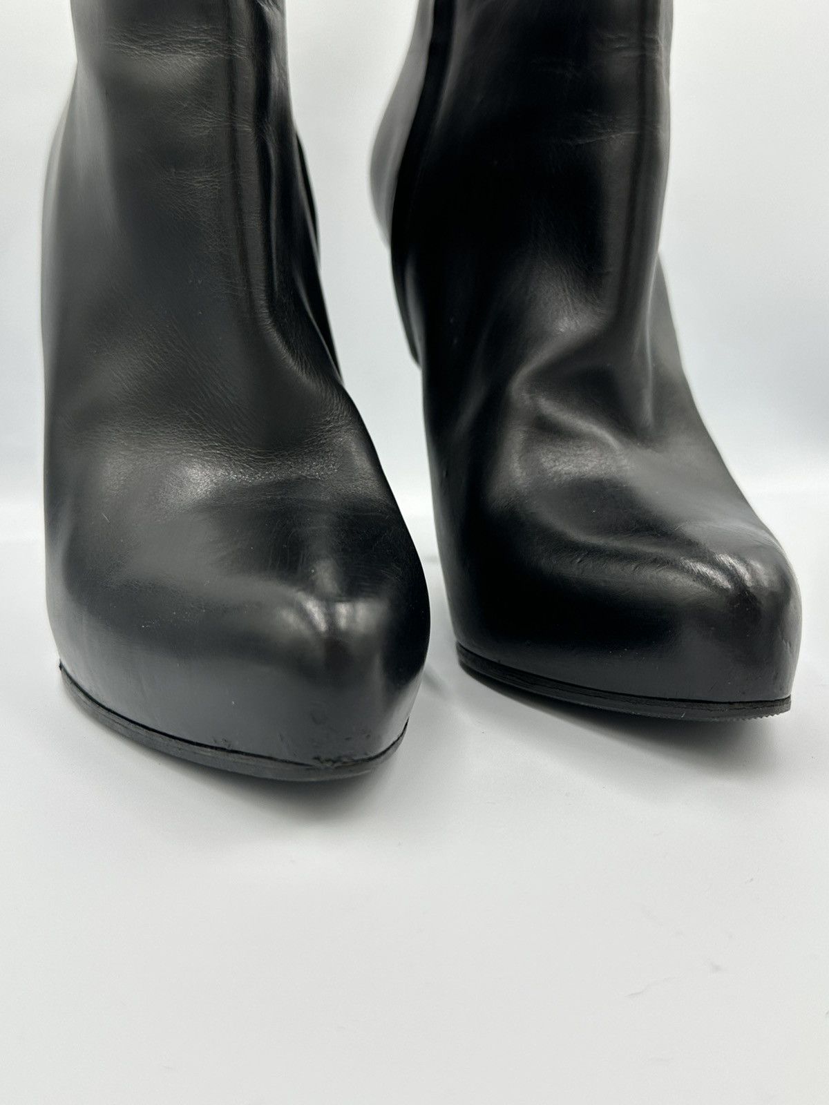 Dior Dior Leather boots metal logo CD on back made in Italy Size US 6 / IT 36 - 8 Thumbnail