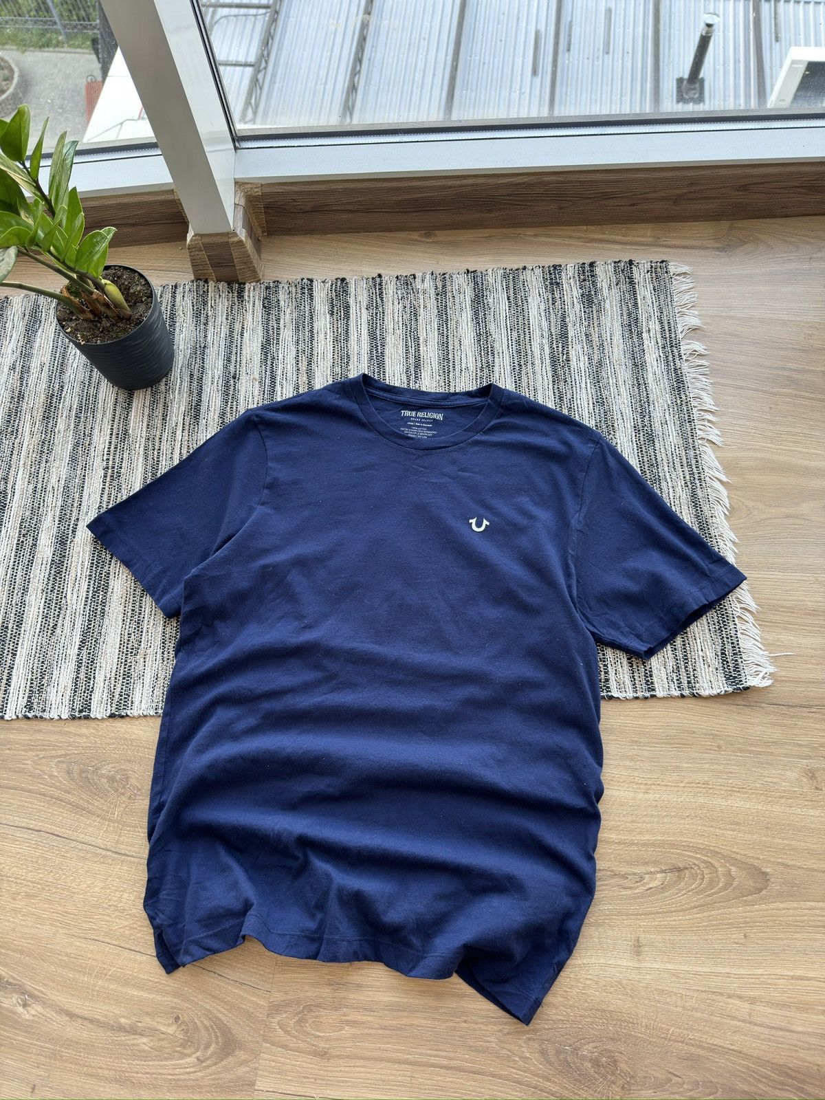 True Religion True Religion big logo Y2K tee Size US M / EU 48-50 / 2 - 4 Thumbnail