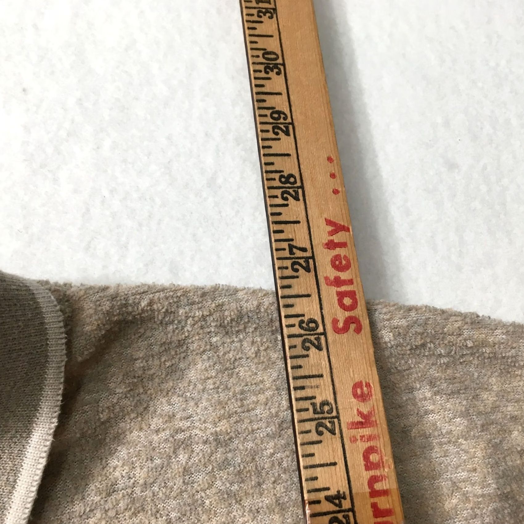 Vintage VINTAGE Taylor & Henry Men's XL Polo Collar Sweatshirt Long Sleeve BEIGE Size US XL / EU 56 / 4 - 6 Thumbnail