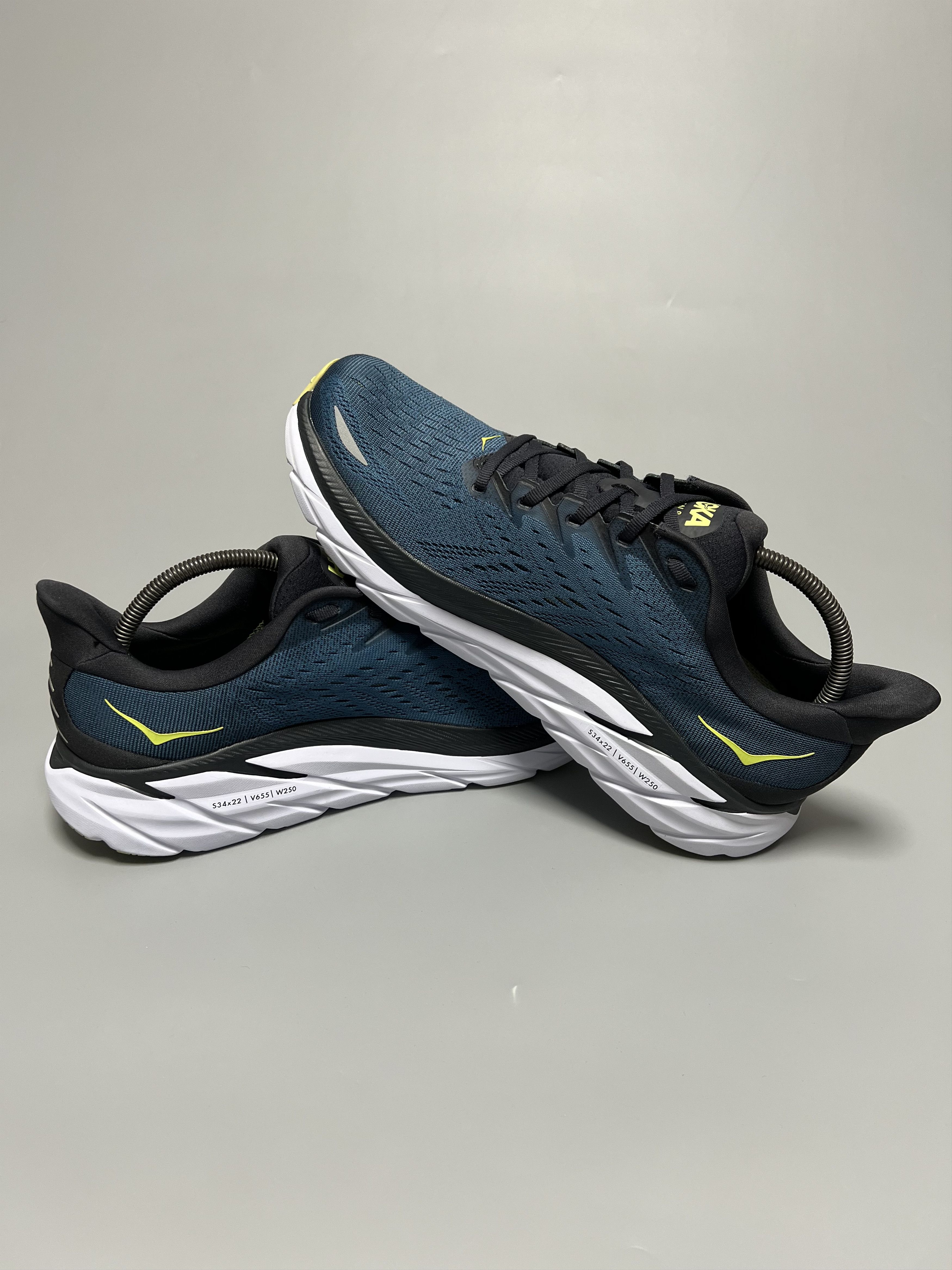Hoka 11 EE Hoka One One Clifton 8 Wide Running Shoes Size US 11 / IT 41 - 5 Thumbnail