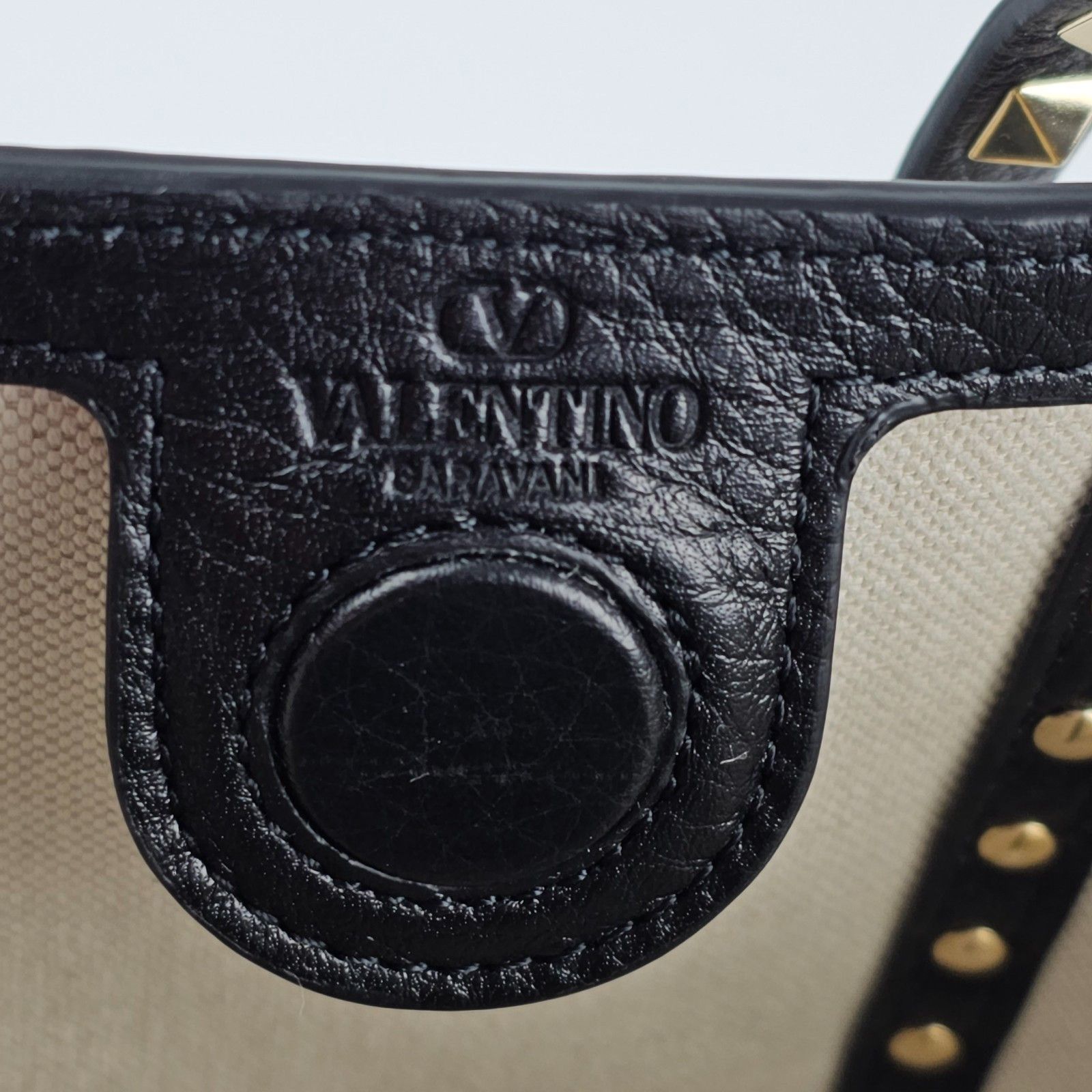 Valentino VALENTINO GARAVANI Rockstud Spike Shopper Black Yellow Raffi Size ONE SIZE - 4 Thumbnail