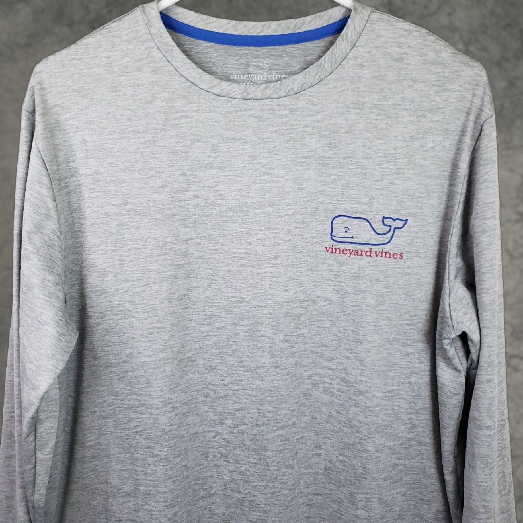 Vineyard Vines Vineyard Vines Men's M Gray Whale Logo Long Sleeve Tee Stretchy Polyester Spandex Shirt Size US M / EU 48-50 / 2 - 1 Thumbnail