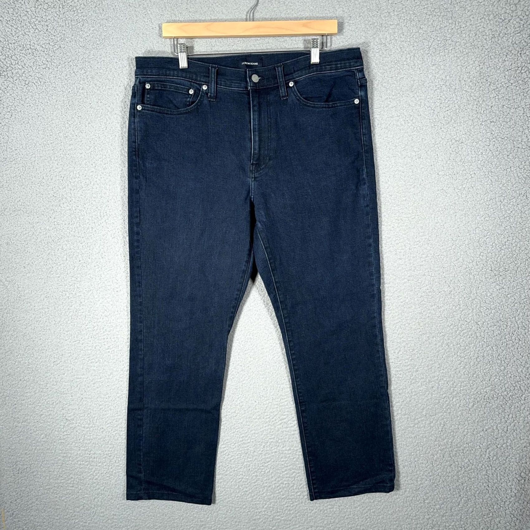 J.Crew J.CREW 770 Straight Jeans Mens Blue Dark Wash 35x29 Stretch Denim Cotton Blend Pockets Zip Fly Button Closure Size US 35 - 2 Thumbnail