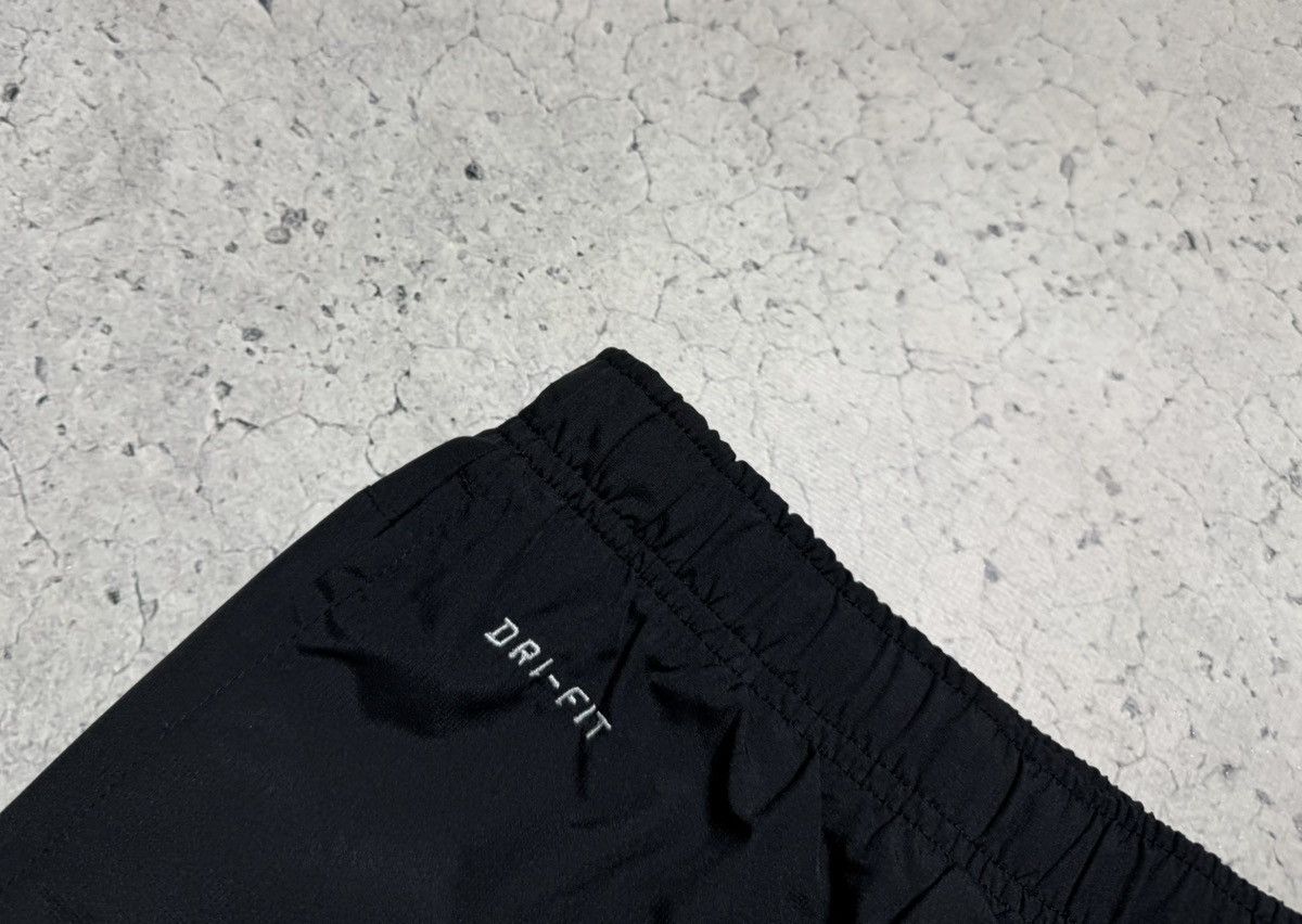 Nike Nike Vintage Nylon Baggy Track Pants Swoosh Y2K Drill Size M Size US 32 / EU 48 - 4 Thumbnail