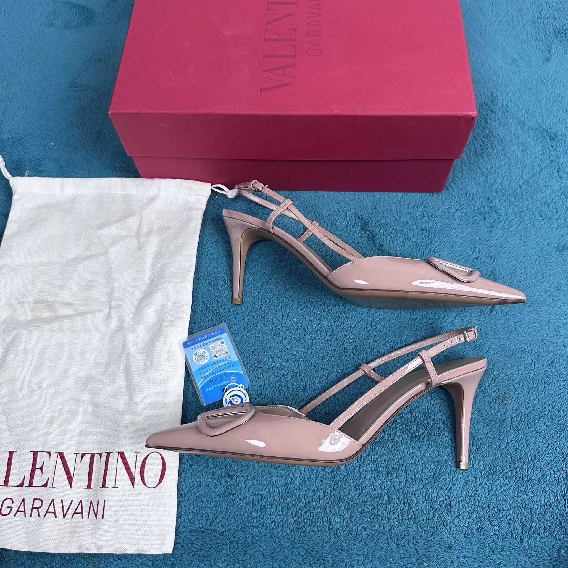 Valentino Valentino Cinnamon Pink Patent Stiletto Pump 39 Size US 8.5 / IT 38.5 - 2 Thumbnail