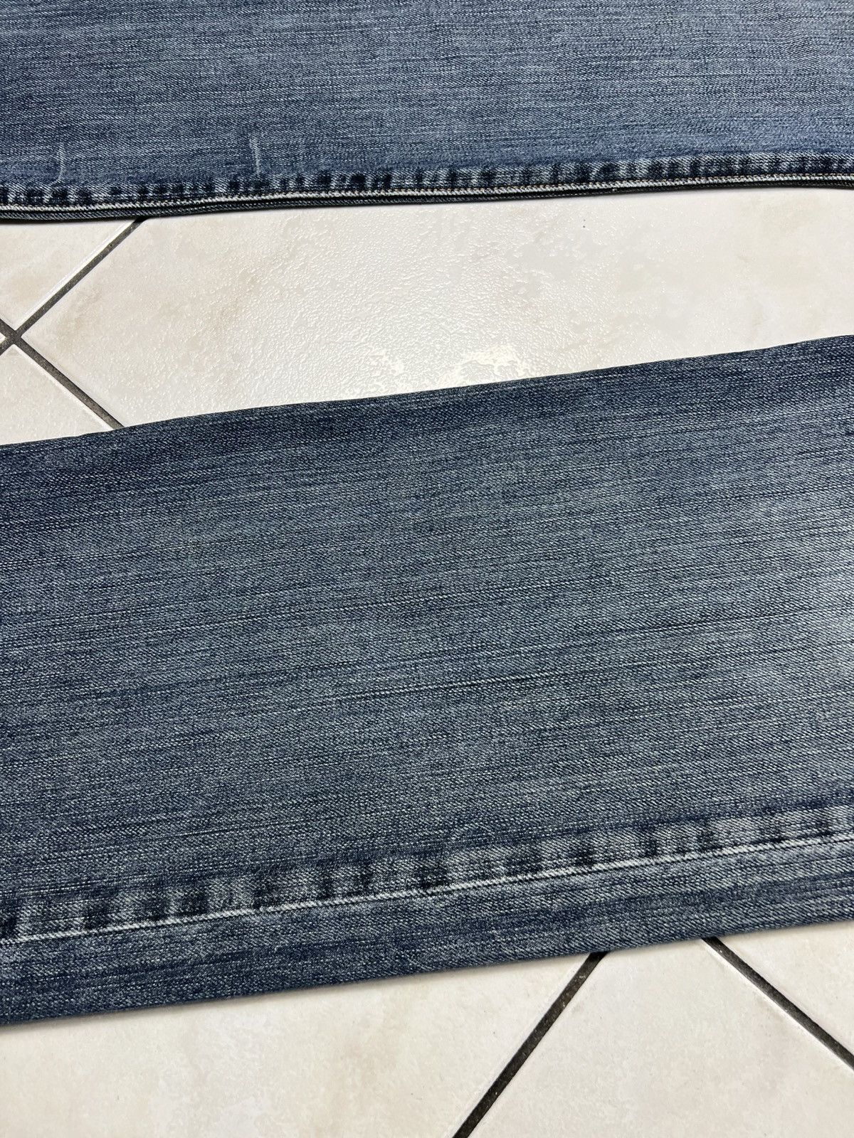 Levi's Vintage Levi’s 501 straigth leg button-fly washed y2k jeans Size US 34 / EU 50 - 10 Thumbnail
