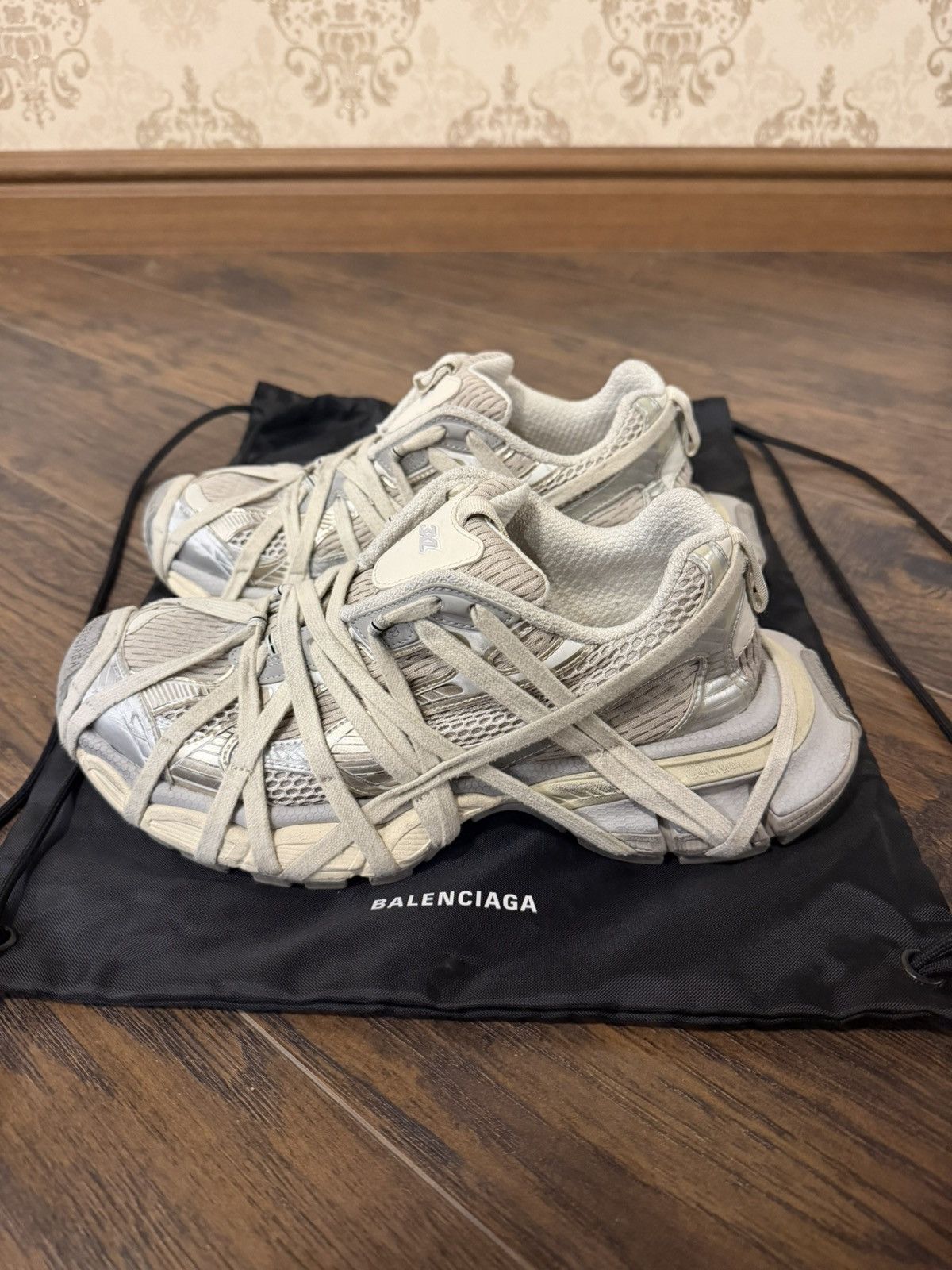 Balenciaga Balenciaga 3xl extreme lace Size US 8 / EU 41 - 2 Thumbnail