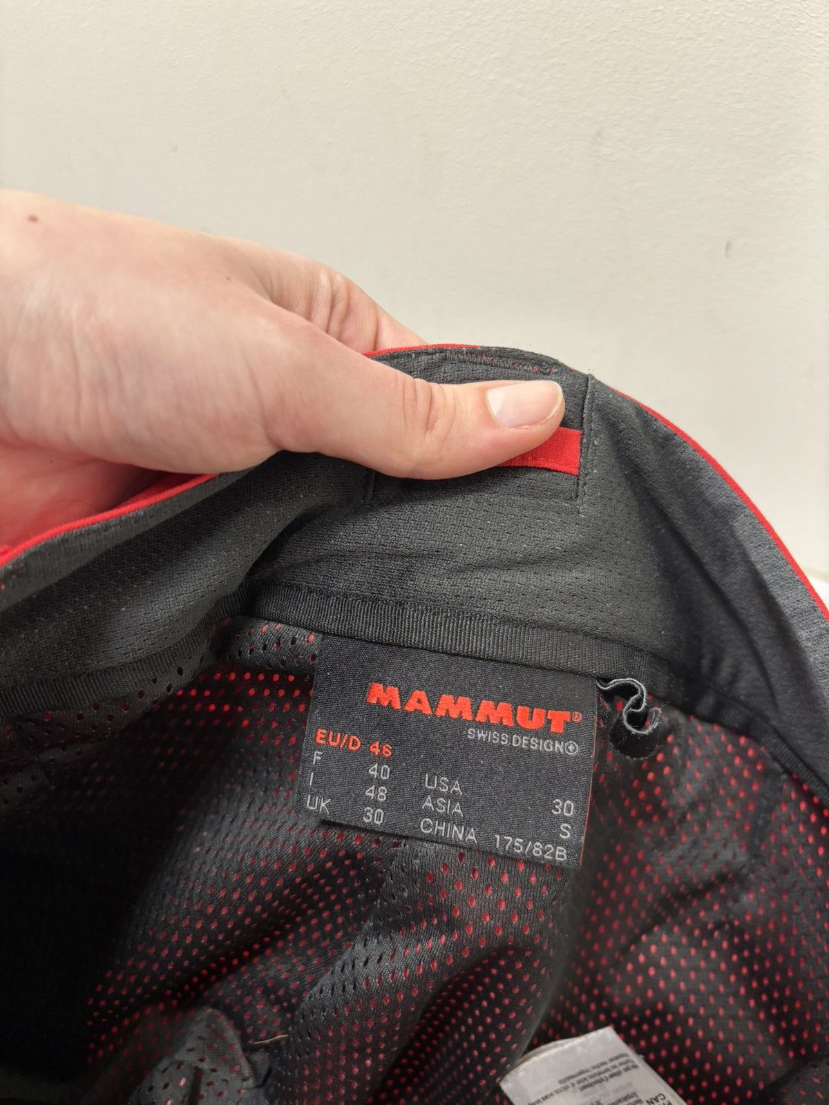 Mammut Mammut Men’s Tatramar Schoeller Red Insulated Snow Ski Pants Size US 30 / EU 46 - 12 Thumbnail