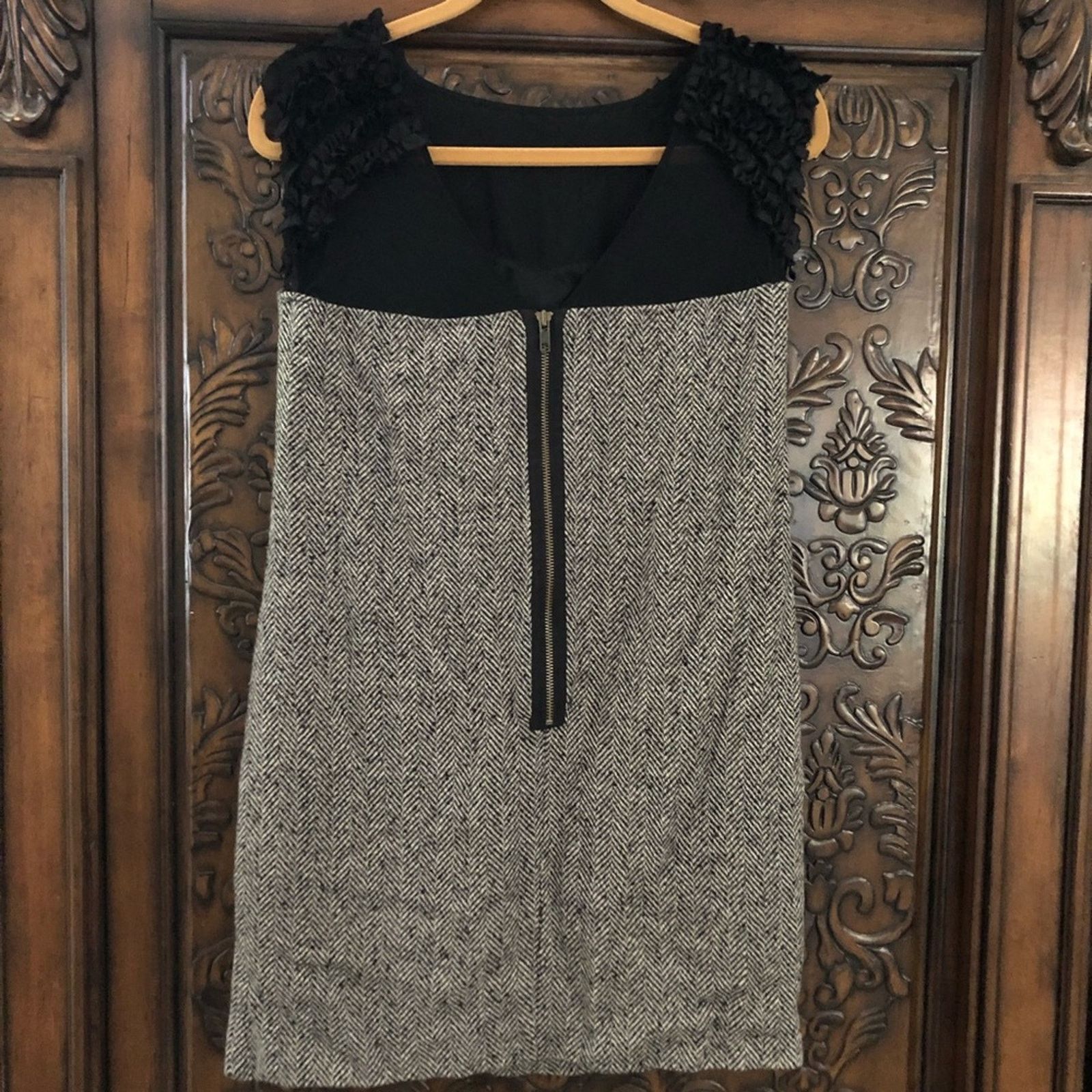 Bcbgmaxazria BCBG gathered satin chiffon herringbone tweed dress 8 Size M / US 6-8 / IT 42-44 - 4 Thumbnail