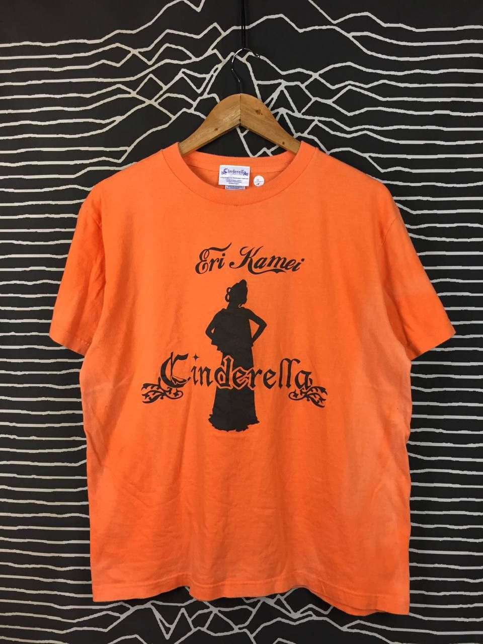 Band Tees Eri Kamei Morning Musume 2008 Cinderella Musical Promo Tee Size US L / EU 52-54 / 3 - 1 Thumbnail