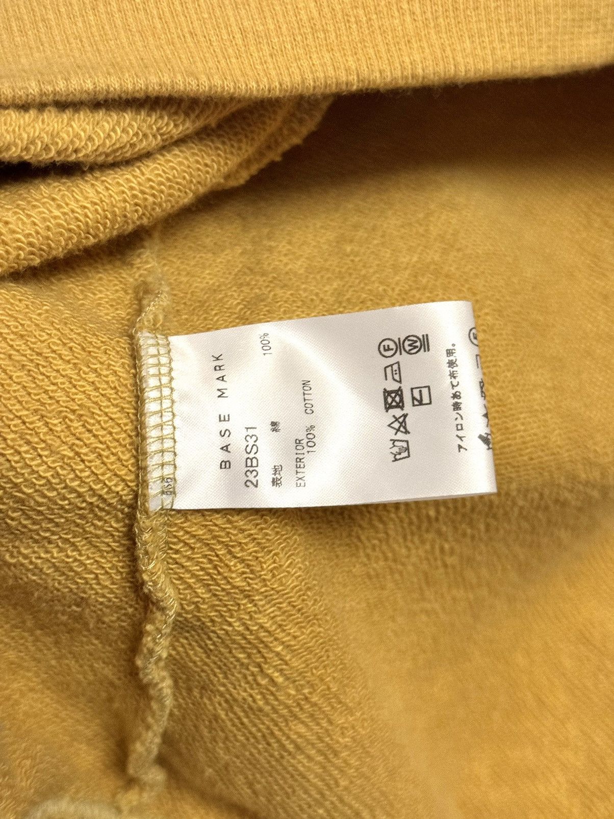 Japanese Brand base mark japan cropped back ovs sweatshirt S Size US S / EU 44-46 / 1 - 3 Thumbnail