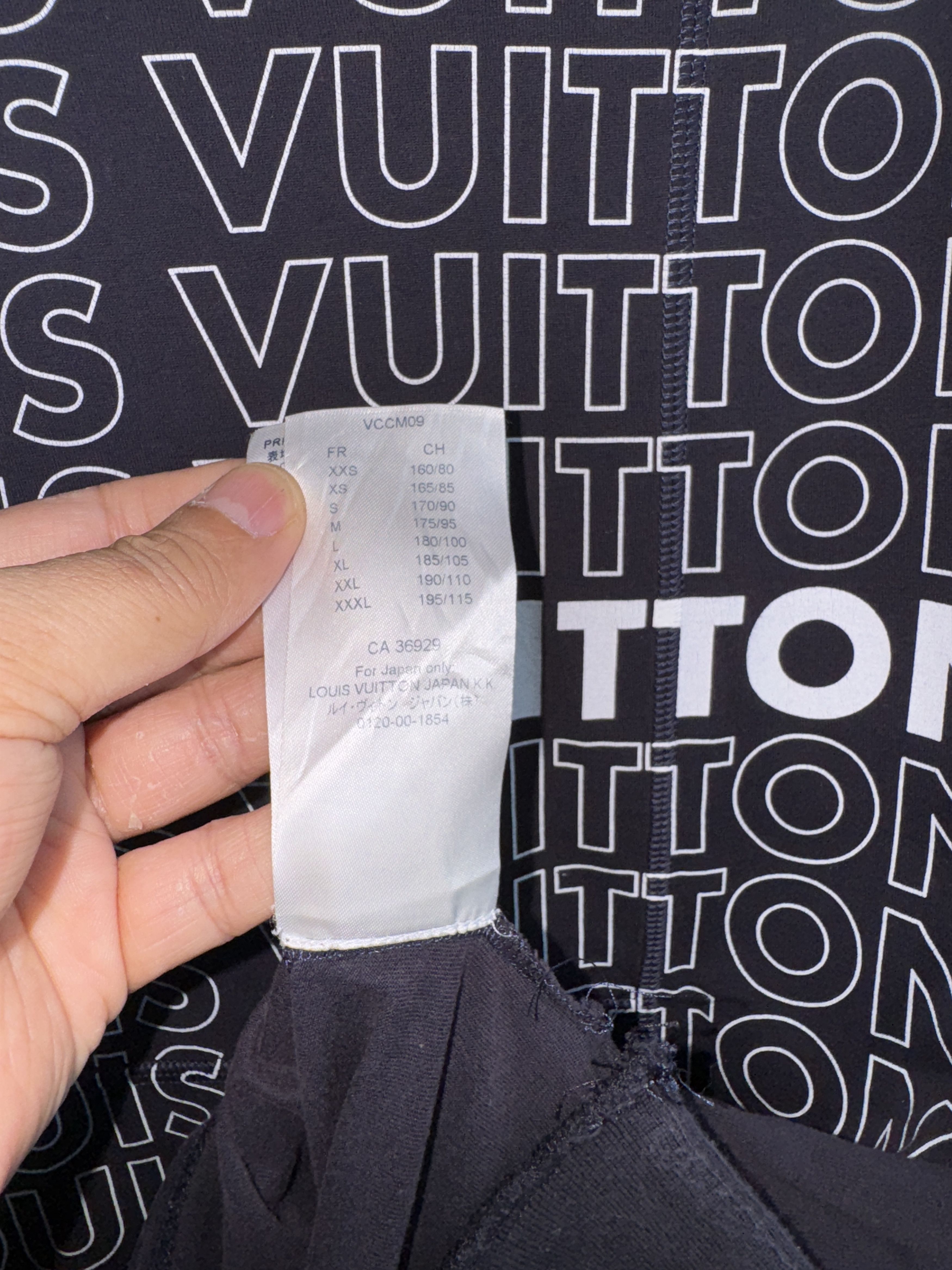 Louis Vuitton LV Louis Vuitton Merci Have A Vuitton Day T-Shirt Size US XL / EU 56 / 4 - 6 Thumbnail