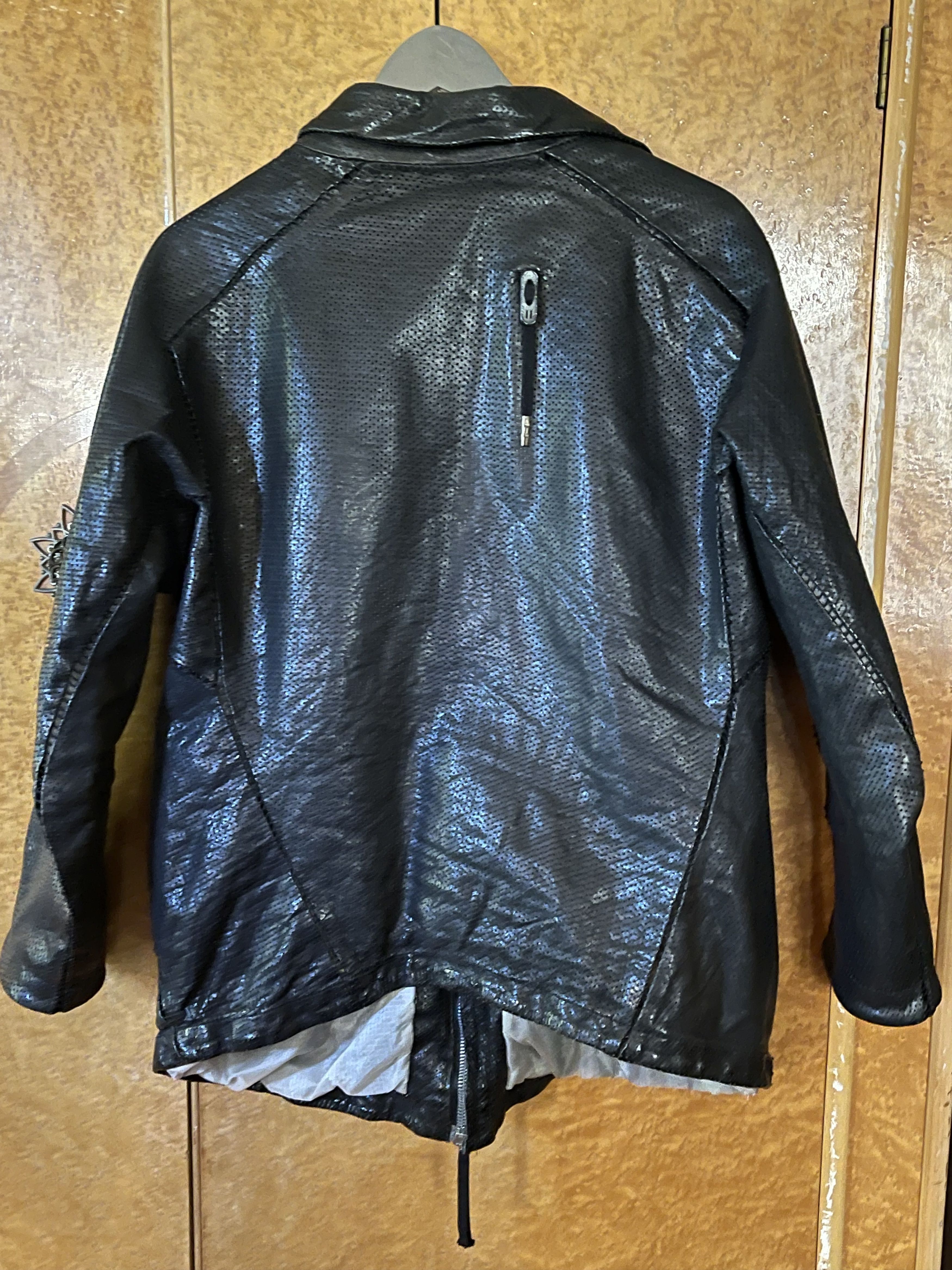 BBS perforated horse leather J1